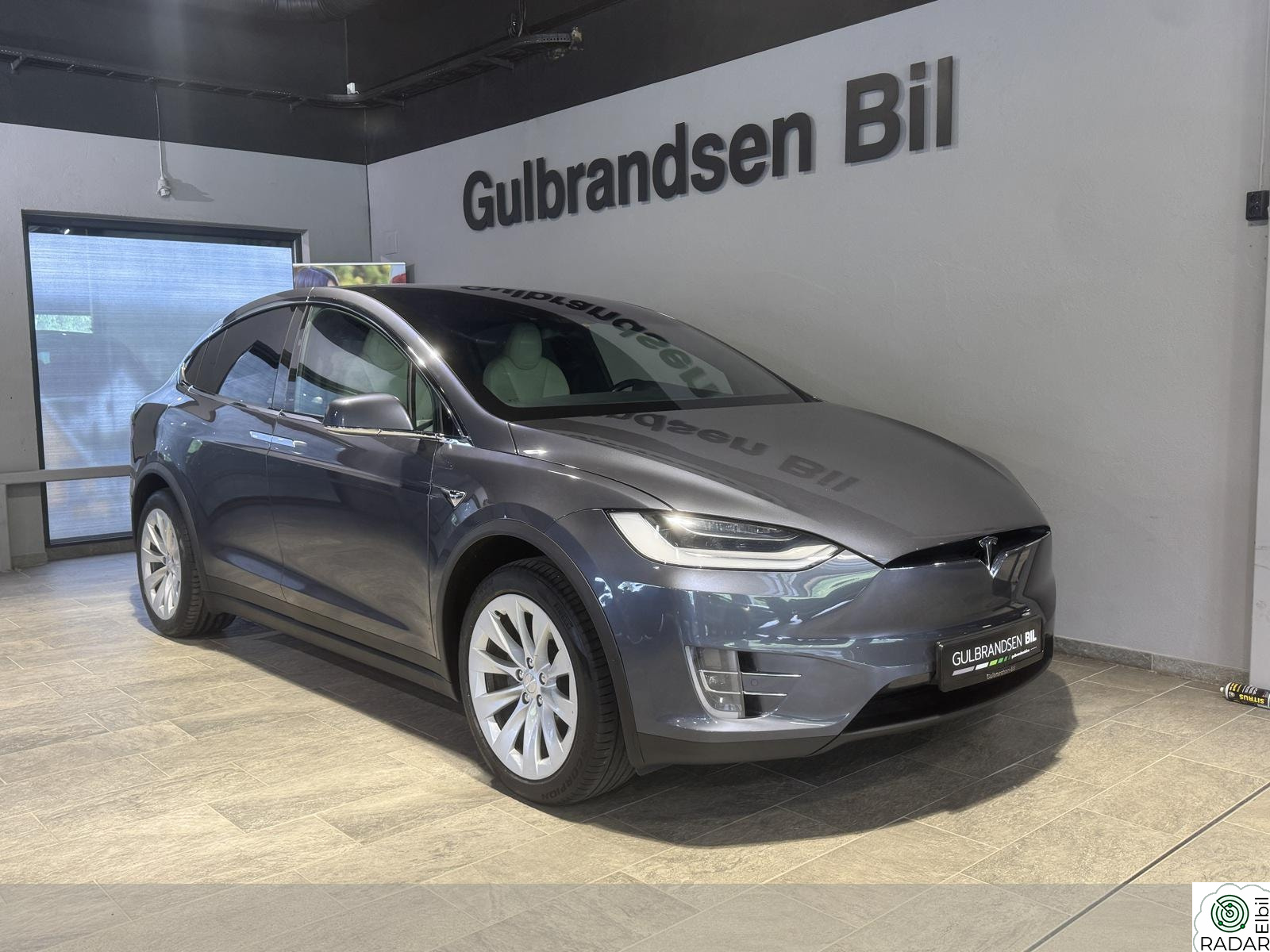 TESLA Model X Long range/6-Seter/Autopilot/Premium/Kamera/Skinn/Krok