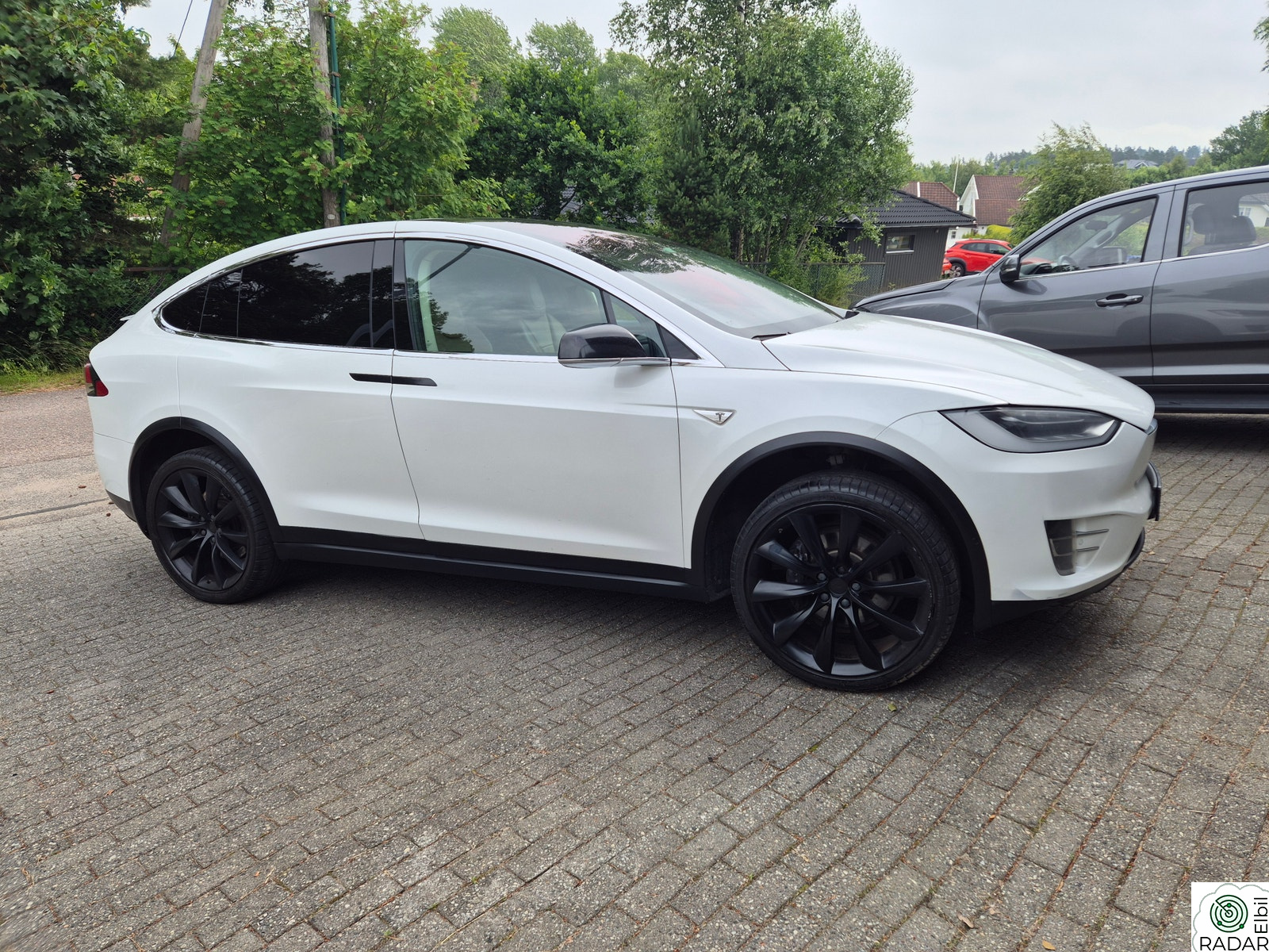 TESLA MOTORS Model X 90D ,Gratis lading,nye luftdempere,byttet elmororer