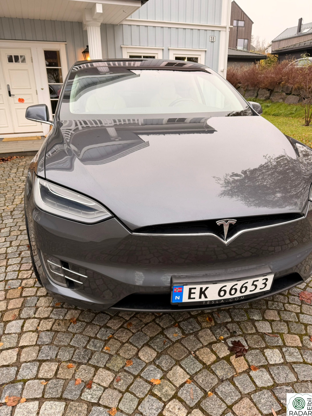 TESLA Model X 75D 4WD 6-s Autopilot