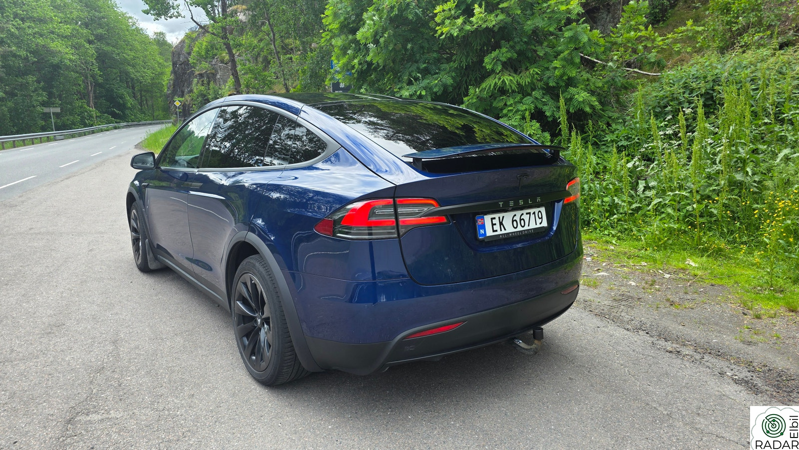 TESLA Model X 75D 4WD 5-s