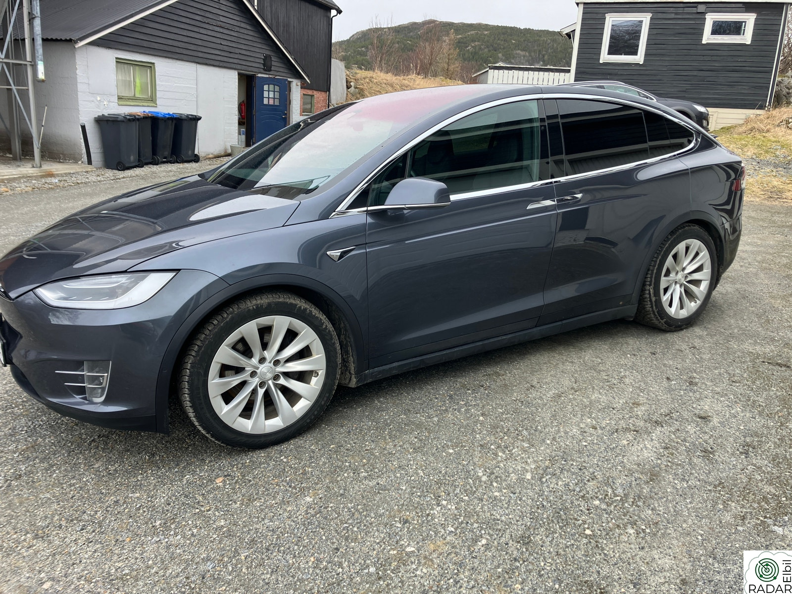 TESLA Model X 75D 4WD 7-s