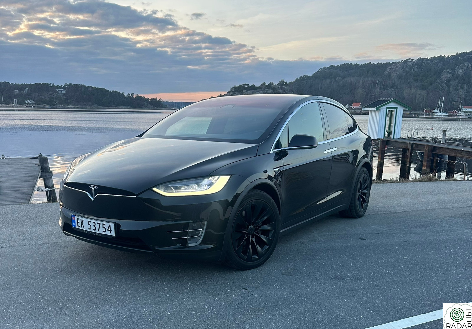 TESLA MOTORS Model X 75D 4WD 7-s
