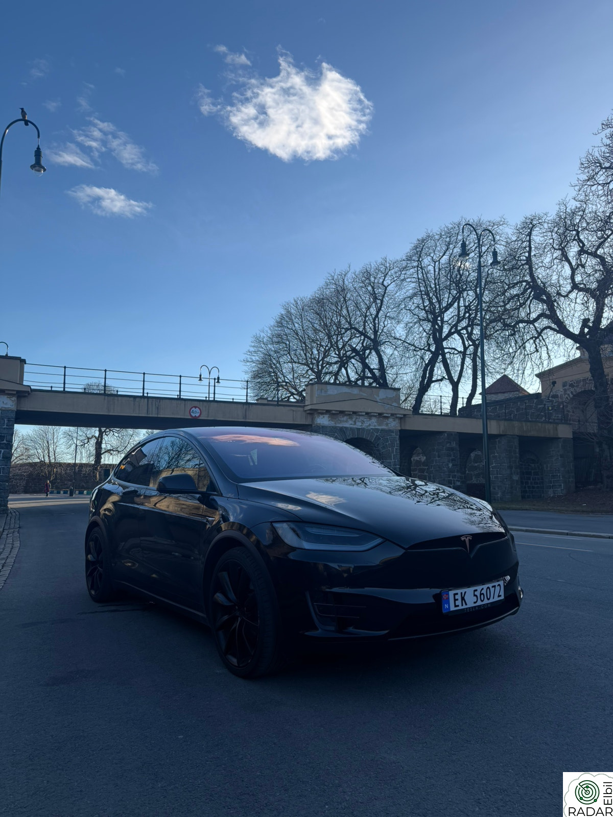 TESLA Model X 75D 4WD 6-s