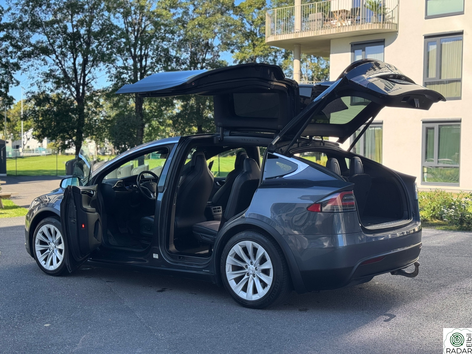 TESLA Model X 75D 4WD 7-s