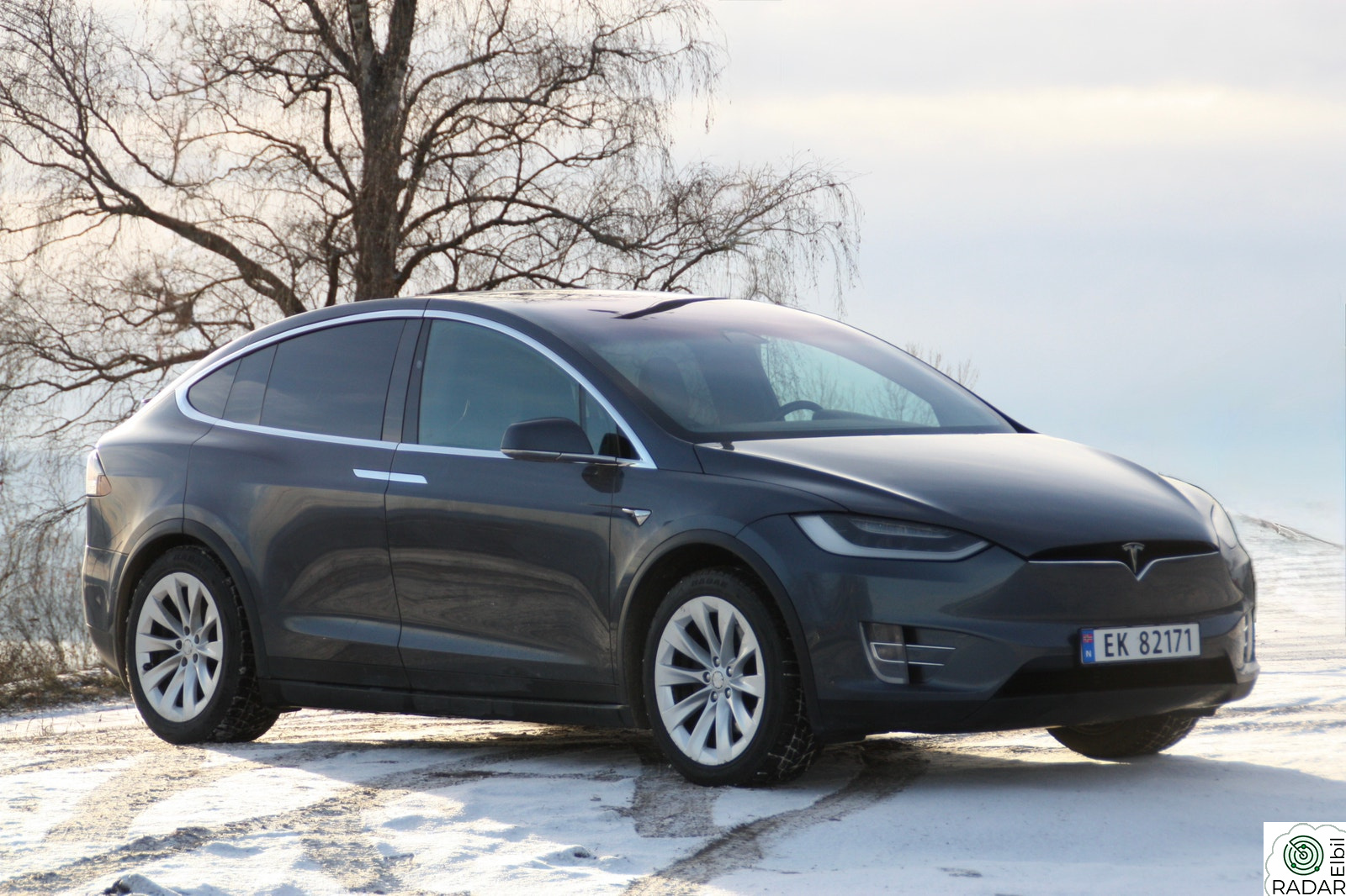 TESLA Model X 75D - EAP - LUFT - CCS - H.FESTE - EU2027++