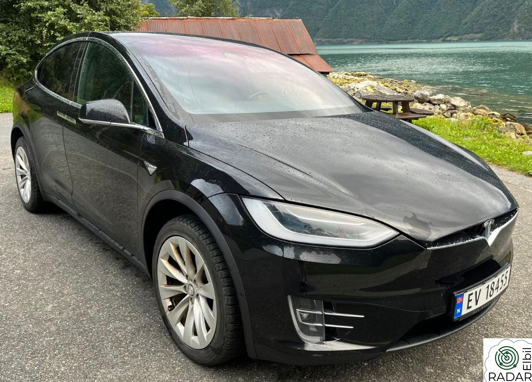 TESLA Model X 75D 4WD 5-s med MCU2 og CCS lading!