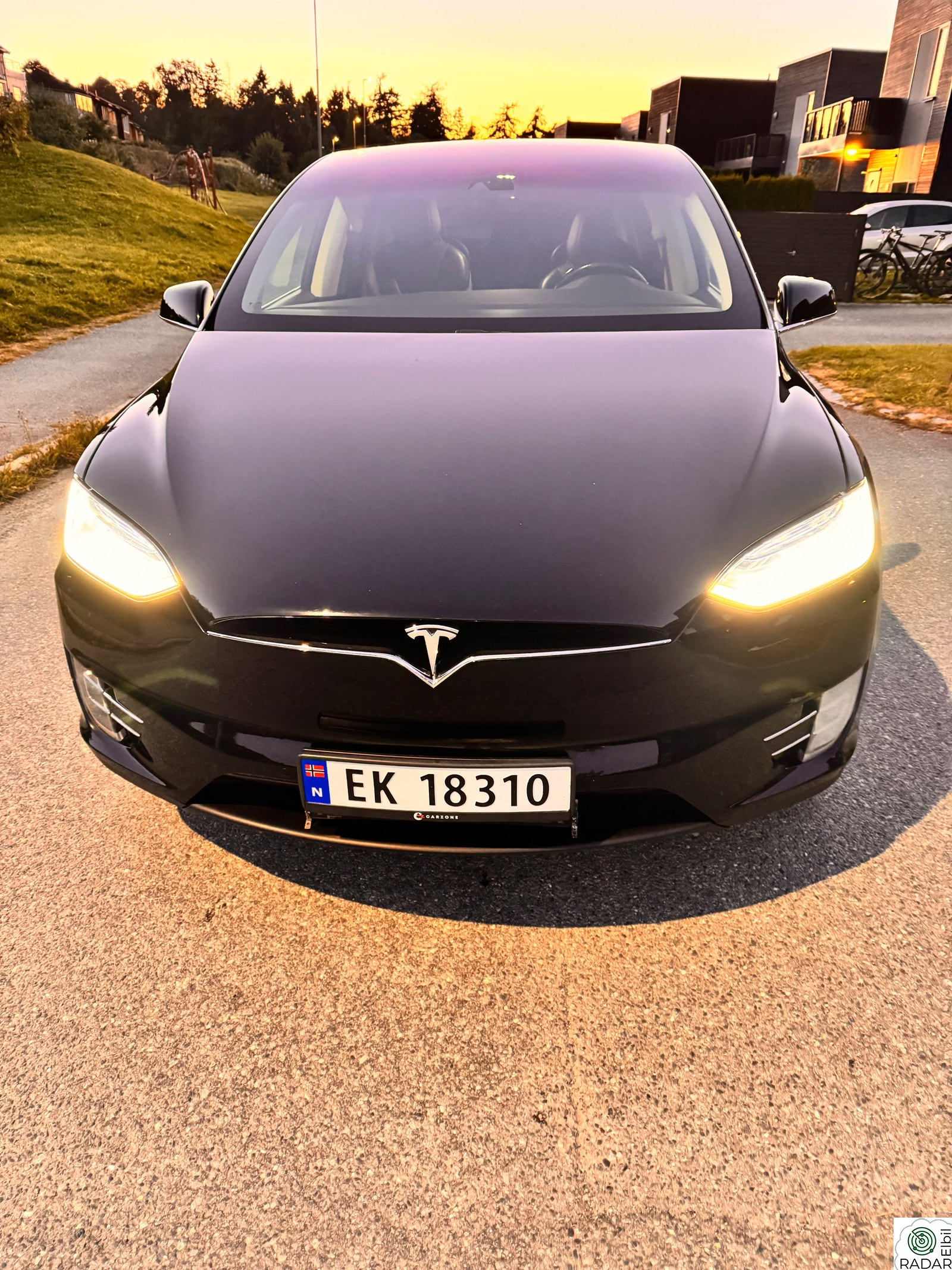 TESLA MOTORS Model X 90D