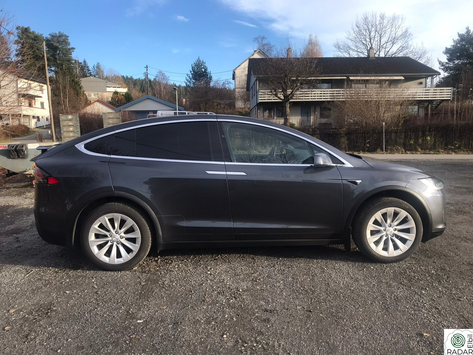 TESLA MOTORS Model X 100D Long range 5-s AP skinn Carbon mørkt tak krok