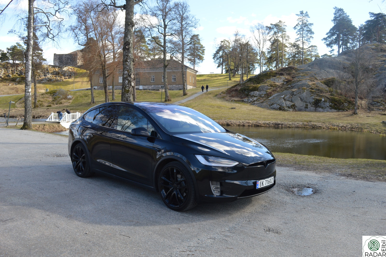TESLA Model X 75D 4WD 5-s