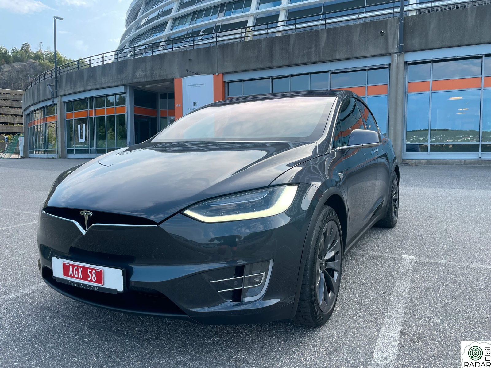 TESLA Model X 75D AWD/7seter/CCS/Premium/Karbon/AP2.5/+++