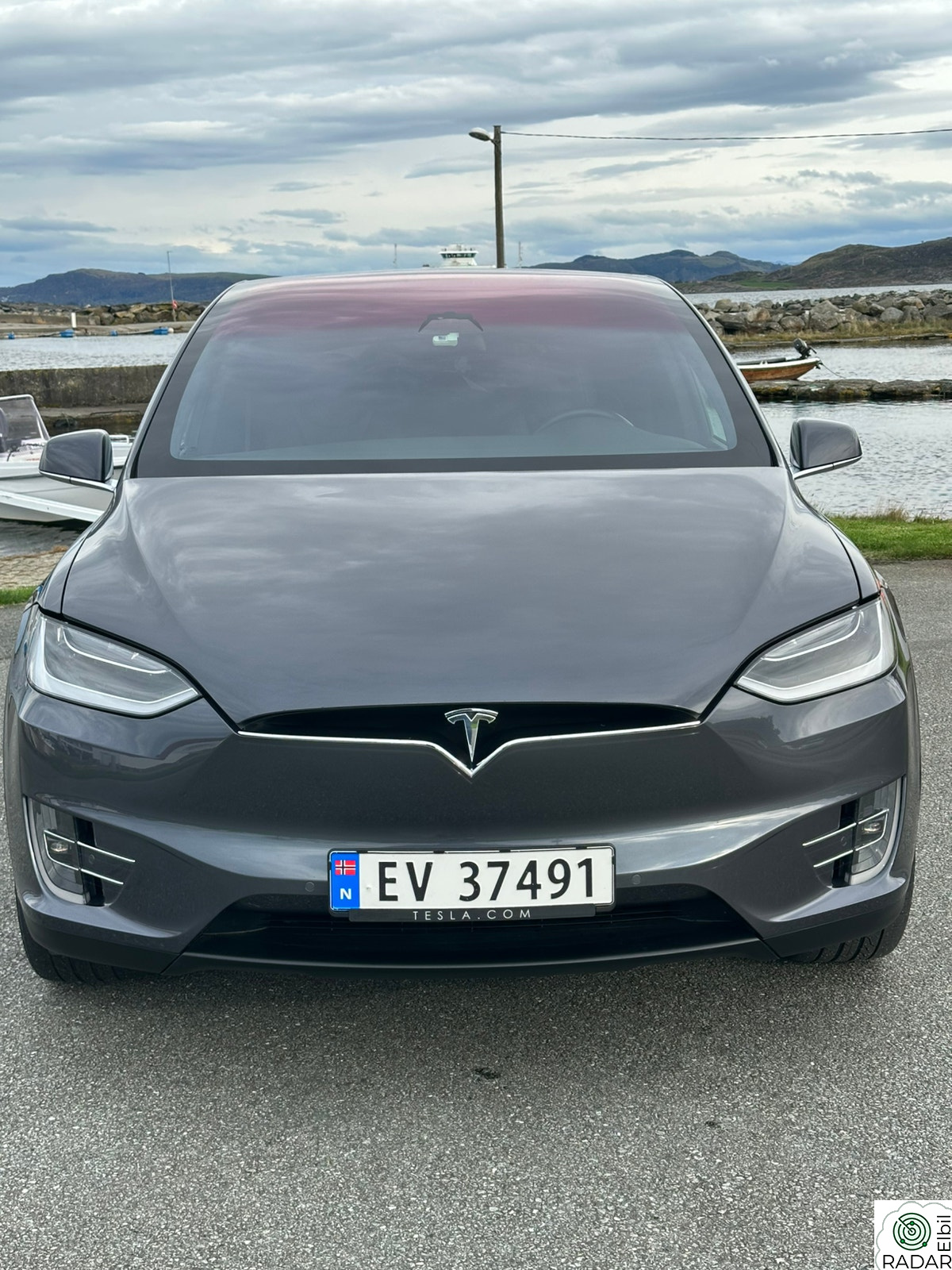 TESLA Model X 75D 4WD 5-s