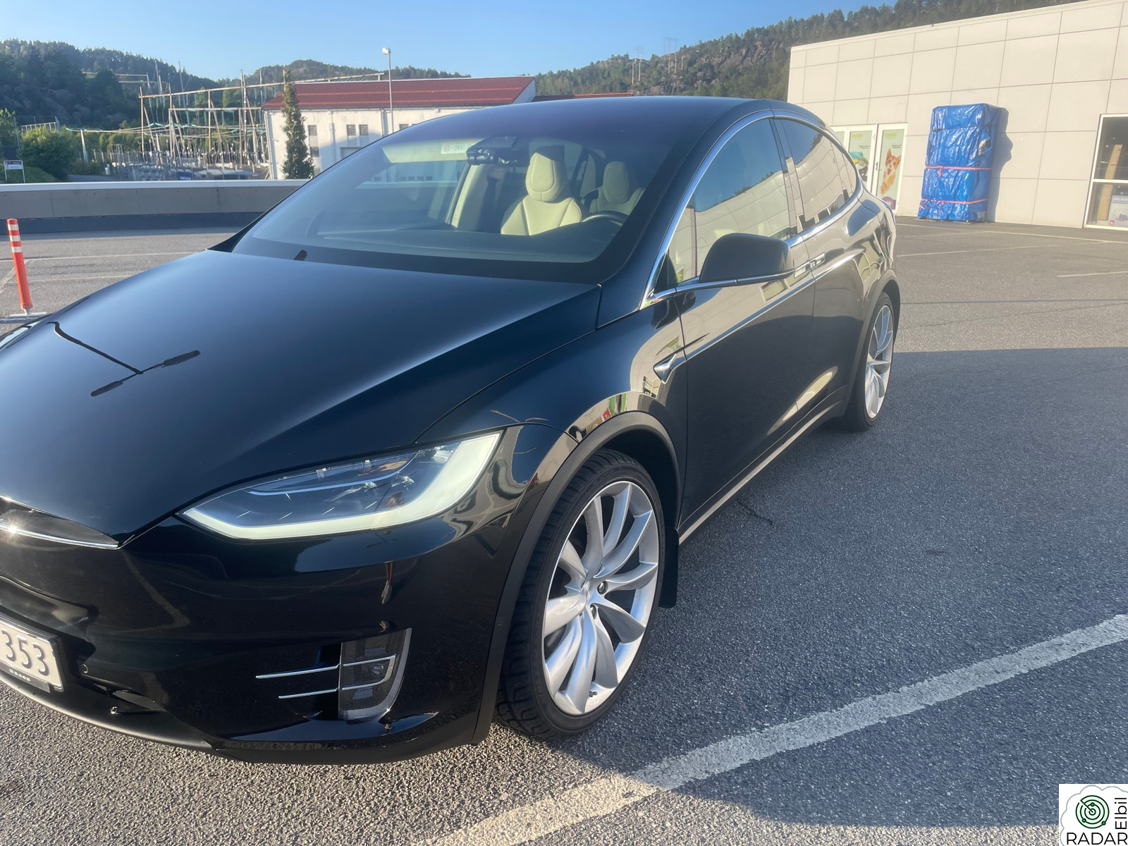 TESLA Model X 75D 4WD 5-s