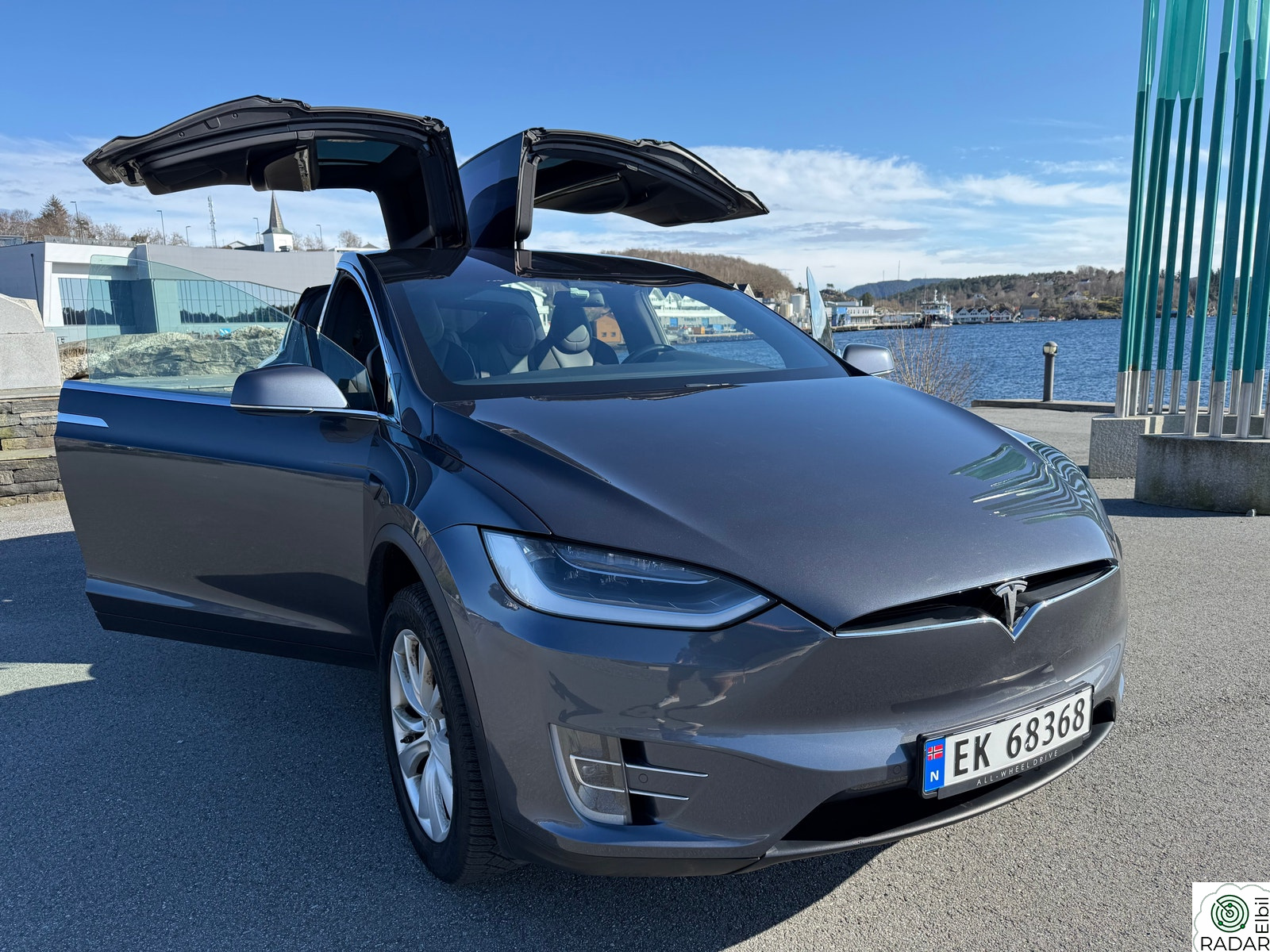 TESLA Model X En helt nydelig og herlig TESLA 100D 4WD 7-s