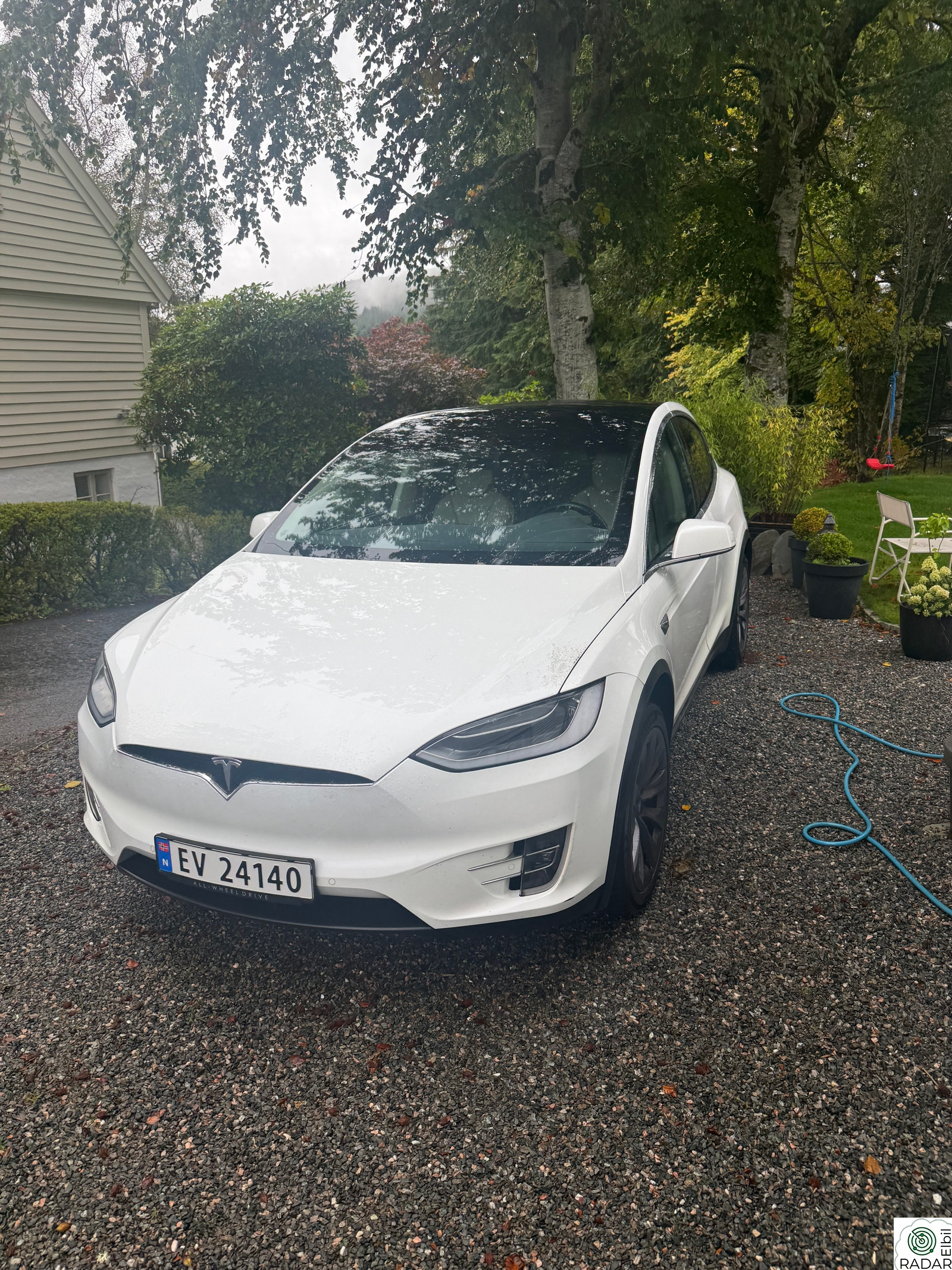 TESLA Model X 75D 4WD 7-s