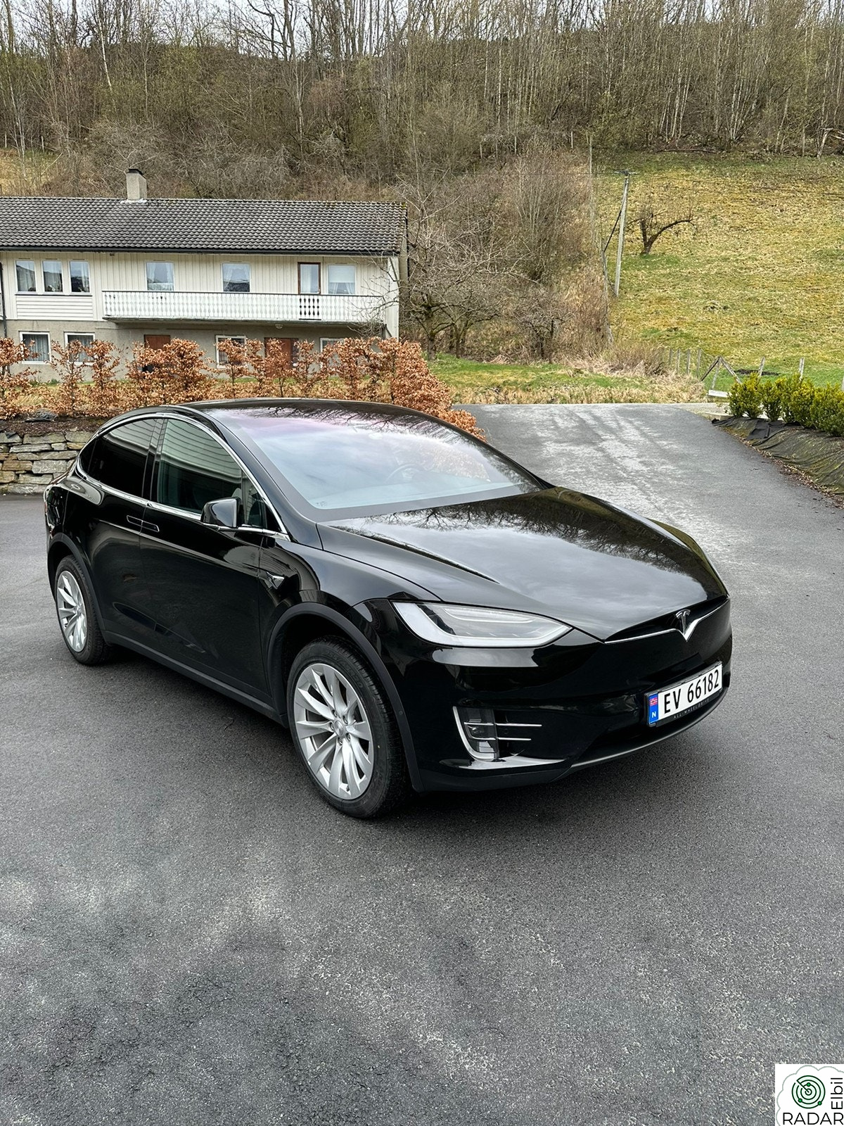 TESLA Model X 75D 4WD 5-s