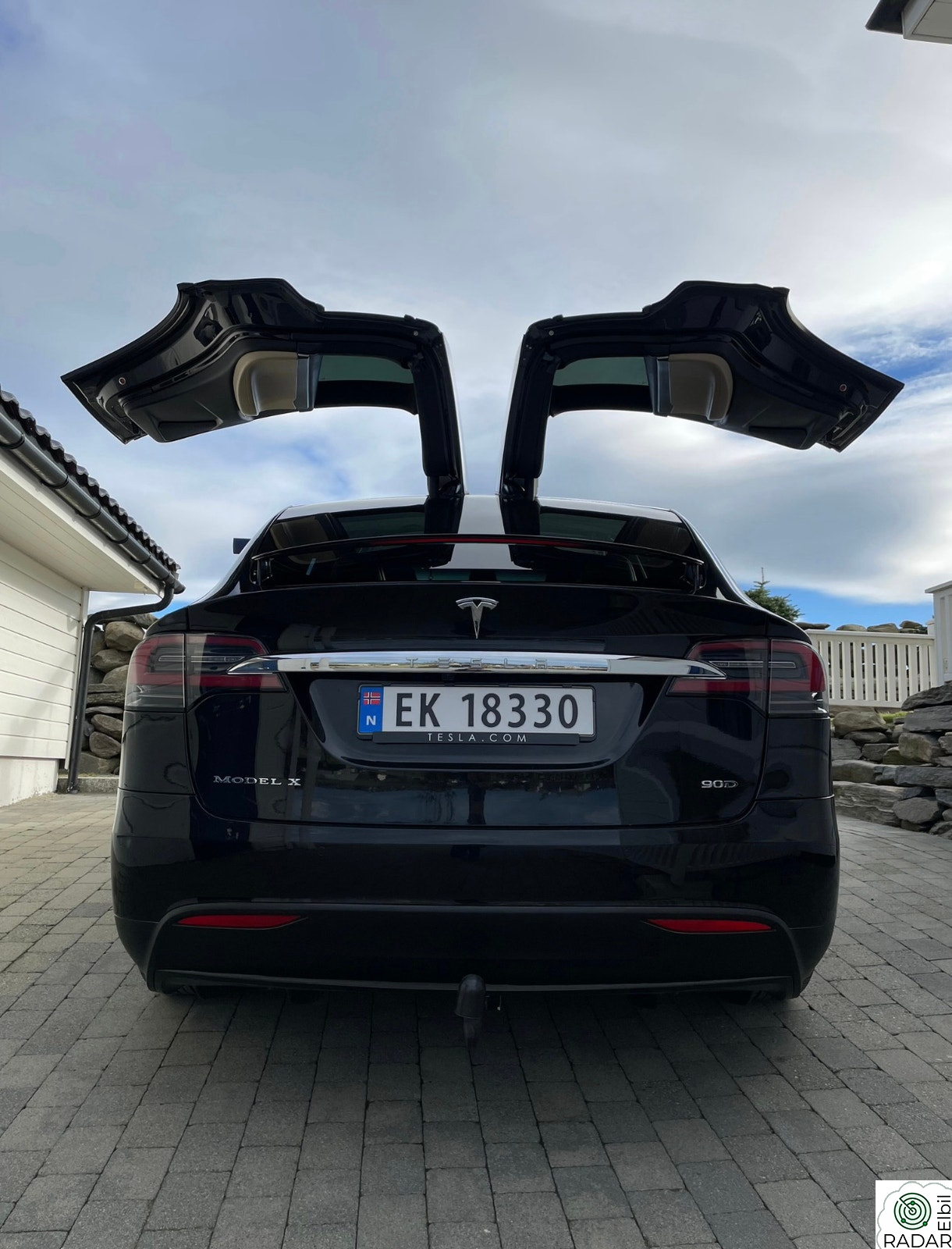 TESLA MOTORS Model X Gratis superlading