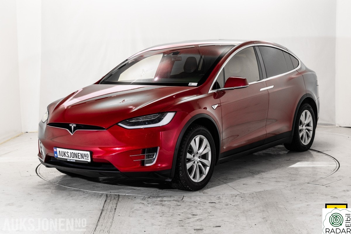 TESLA MOTORS Model X 90D 7-SETER HENGERFESTE VINTERPAKKE CCS