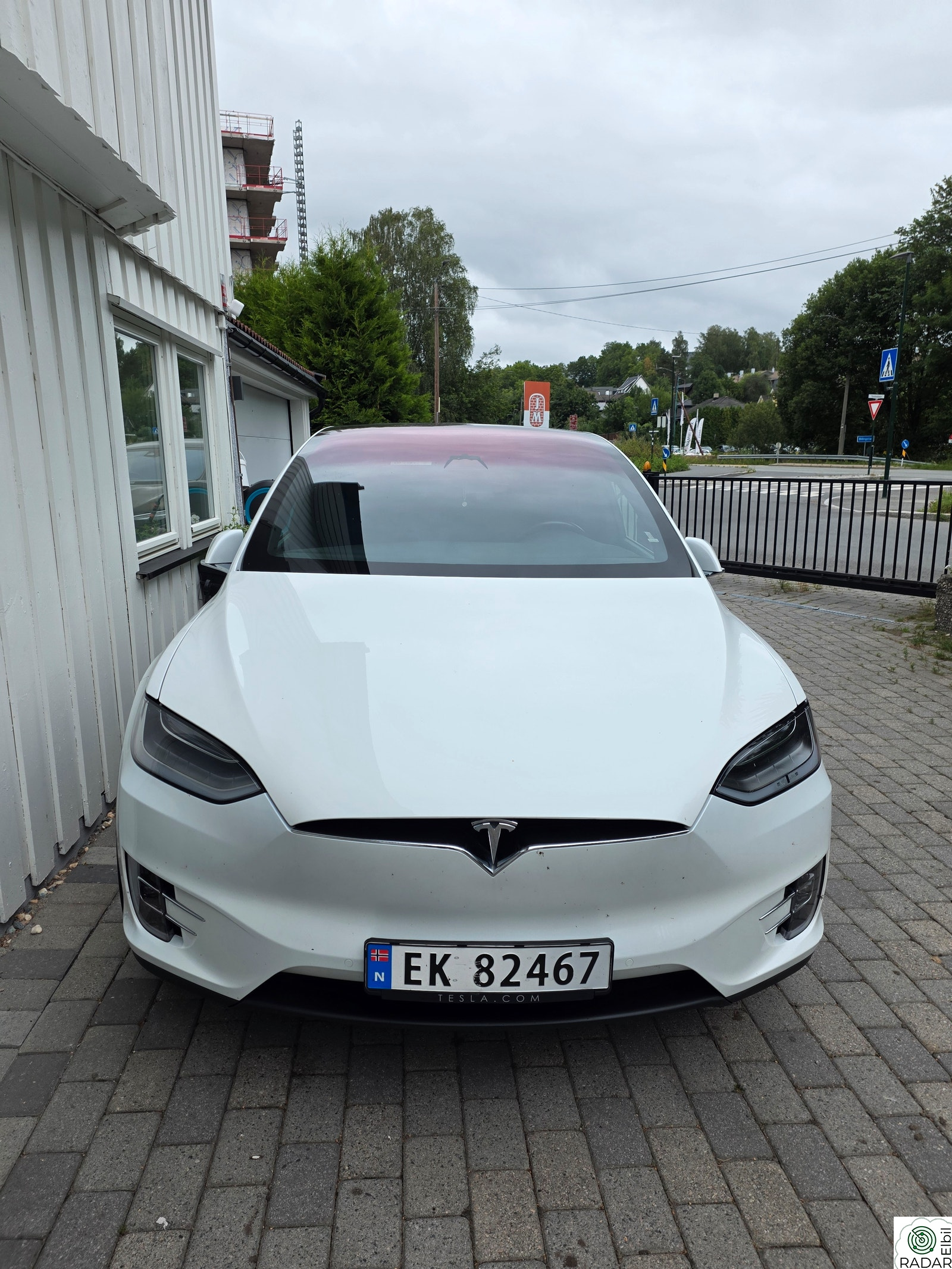 TESLA Model X 75D 4WD 7-s