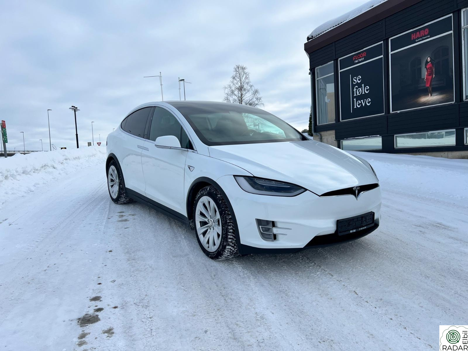 TESLA Model X 100D LR 525HK 4WD / Premium / Autopilot / 5S /