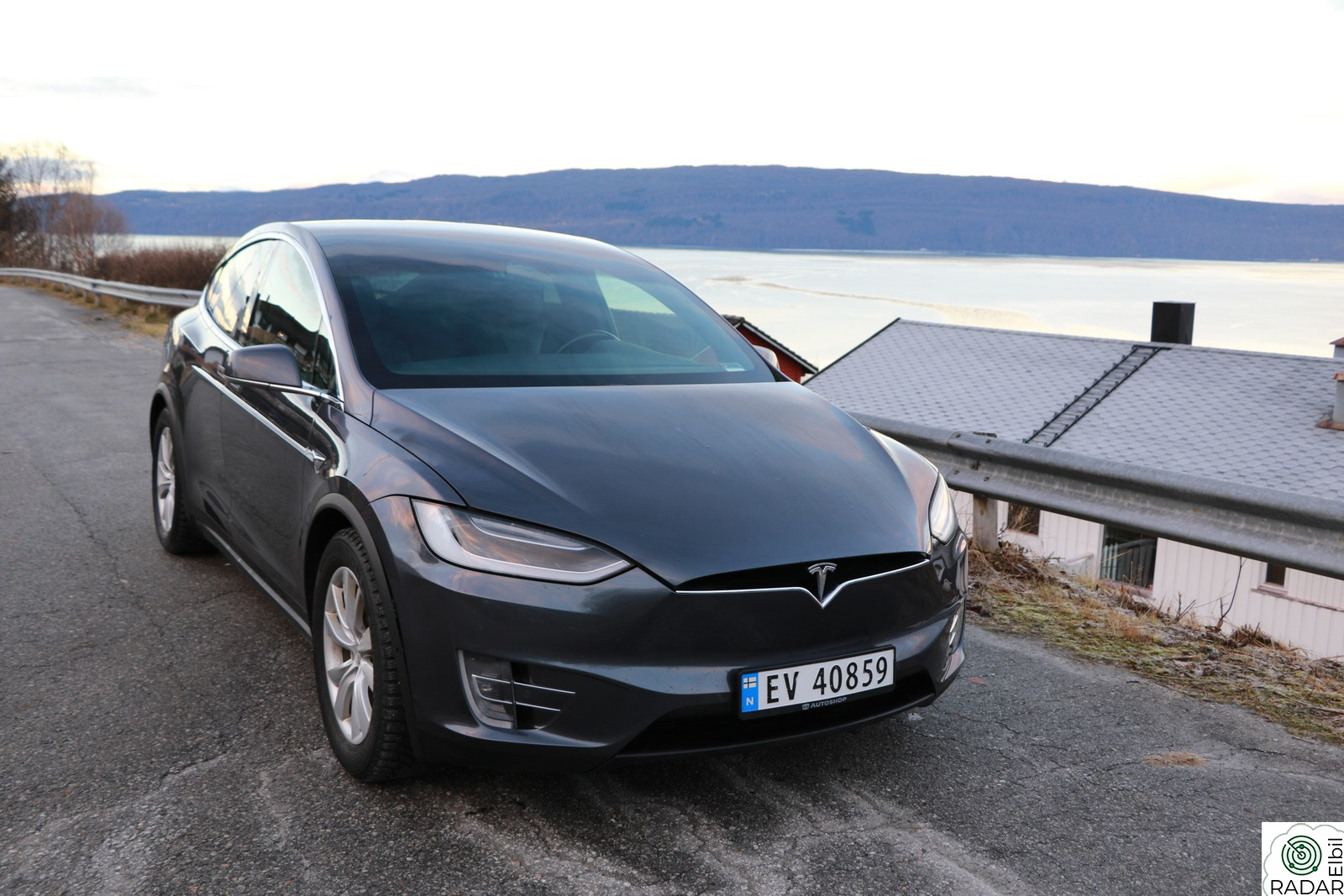 TESLA Model X 75D AWD 7-seter Des18 MCU2 CCS Piggdekk Vinterpakke
