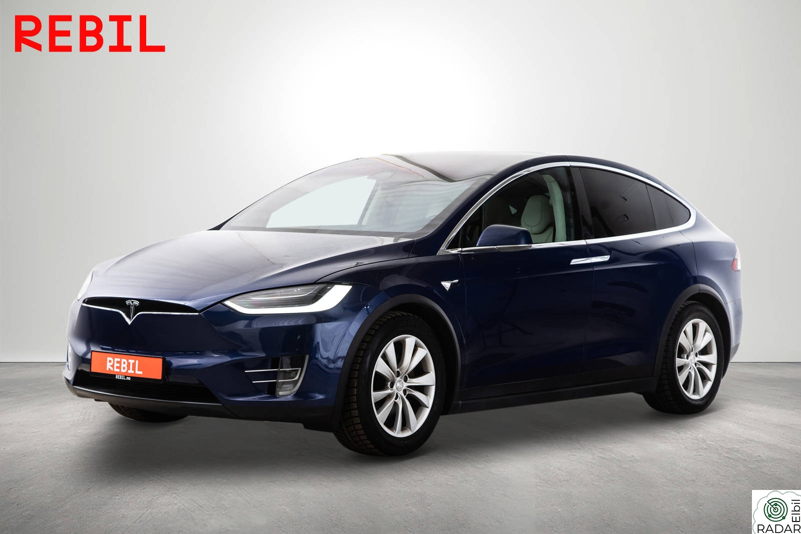 TESLA Model X 75D/AWD/7.seter/Krok/AP/MCU2/Luft/Pano/DAB/Memory/Skinn