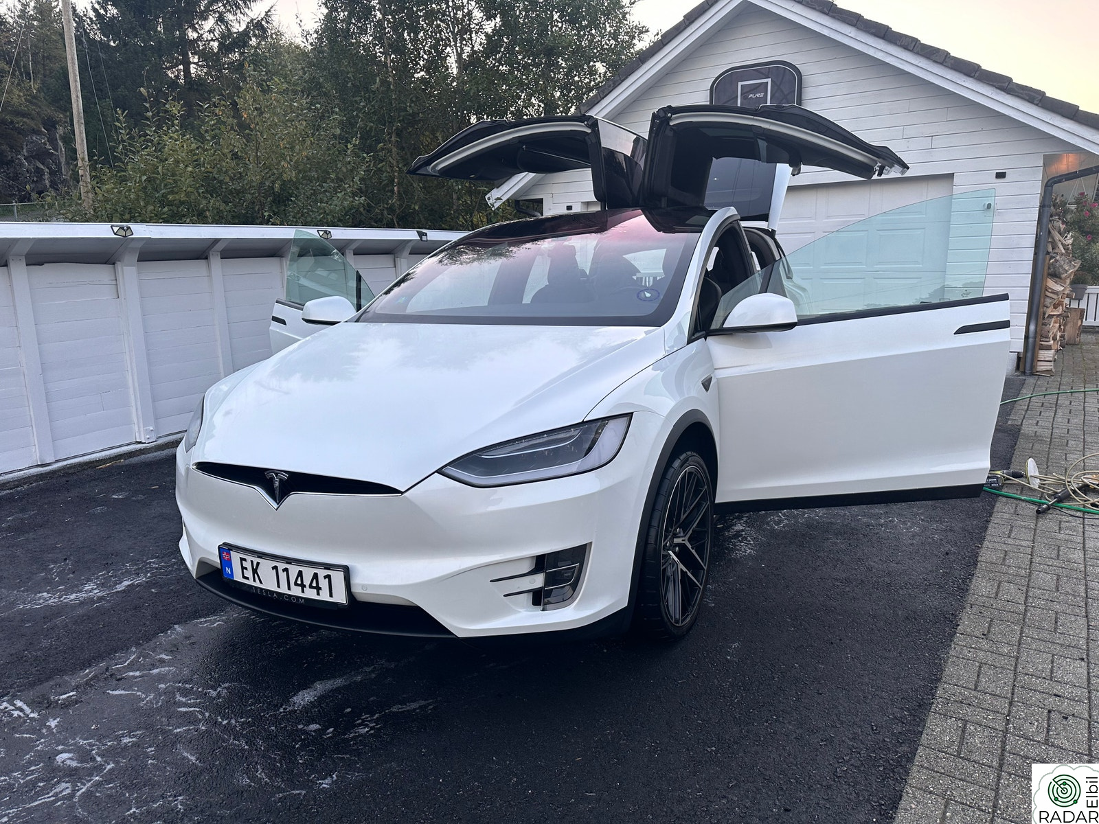 TESLA MOTORS Model X 90D