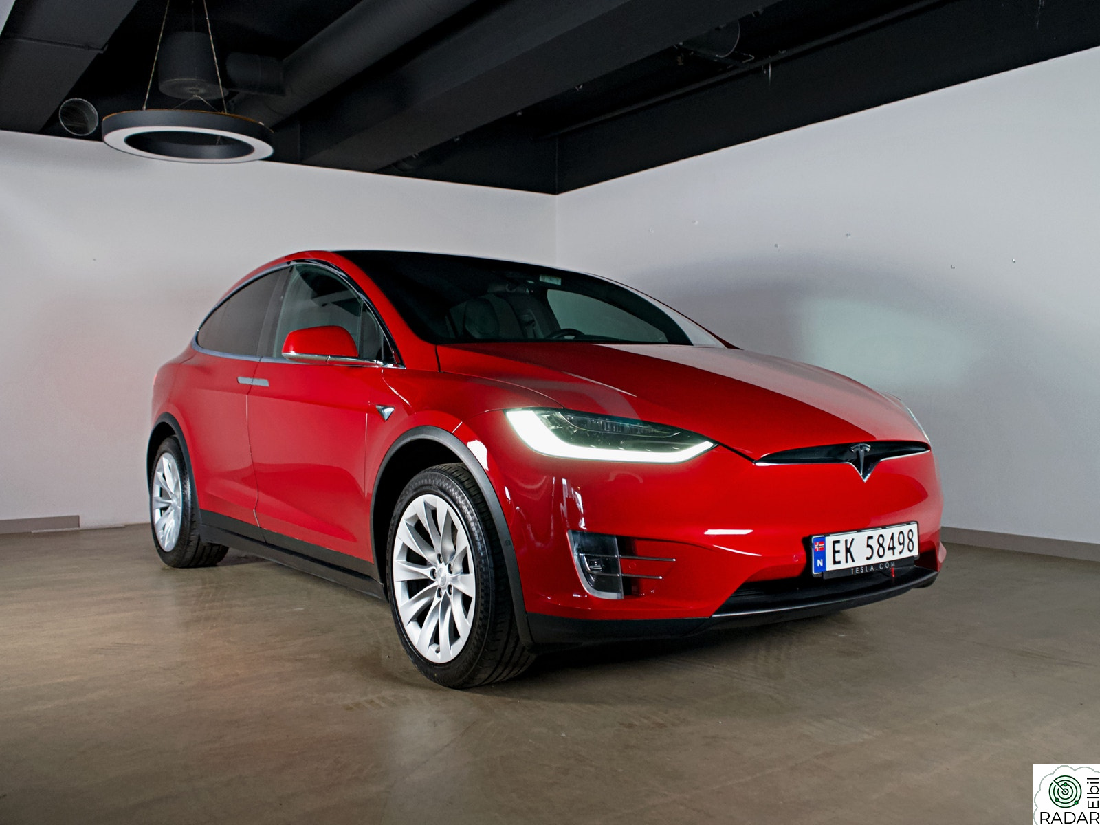 TESLA Model X 75D 4WD / Gratis Lading / Oppgradert Autopilot / +++