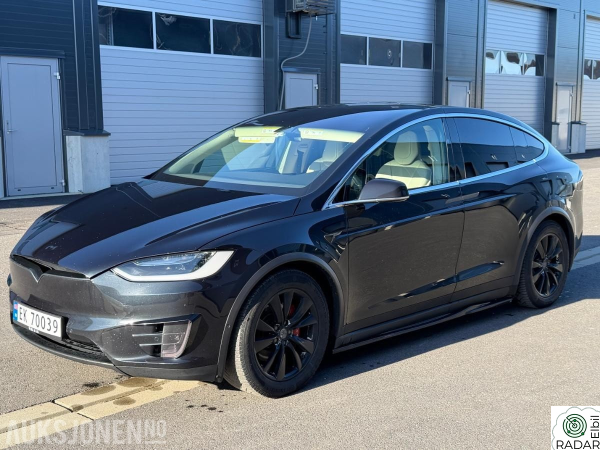 TESLA Model X 75D, MCU2.5, 5 seter, CCS adapter