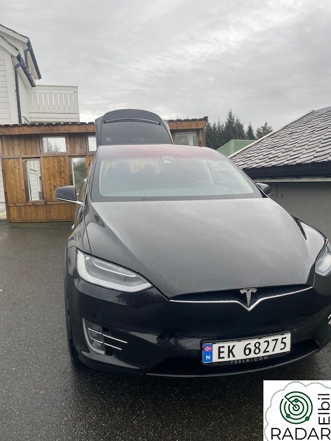 TESLA Model X 75D 4WD 7-s