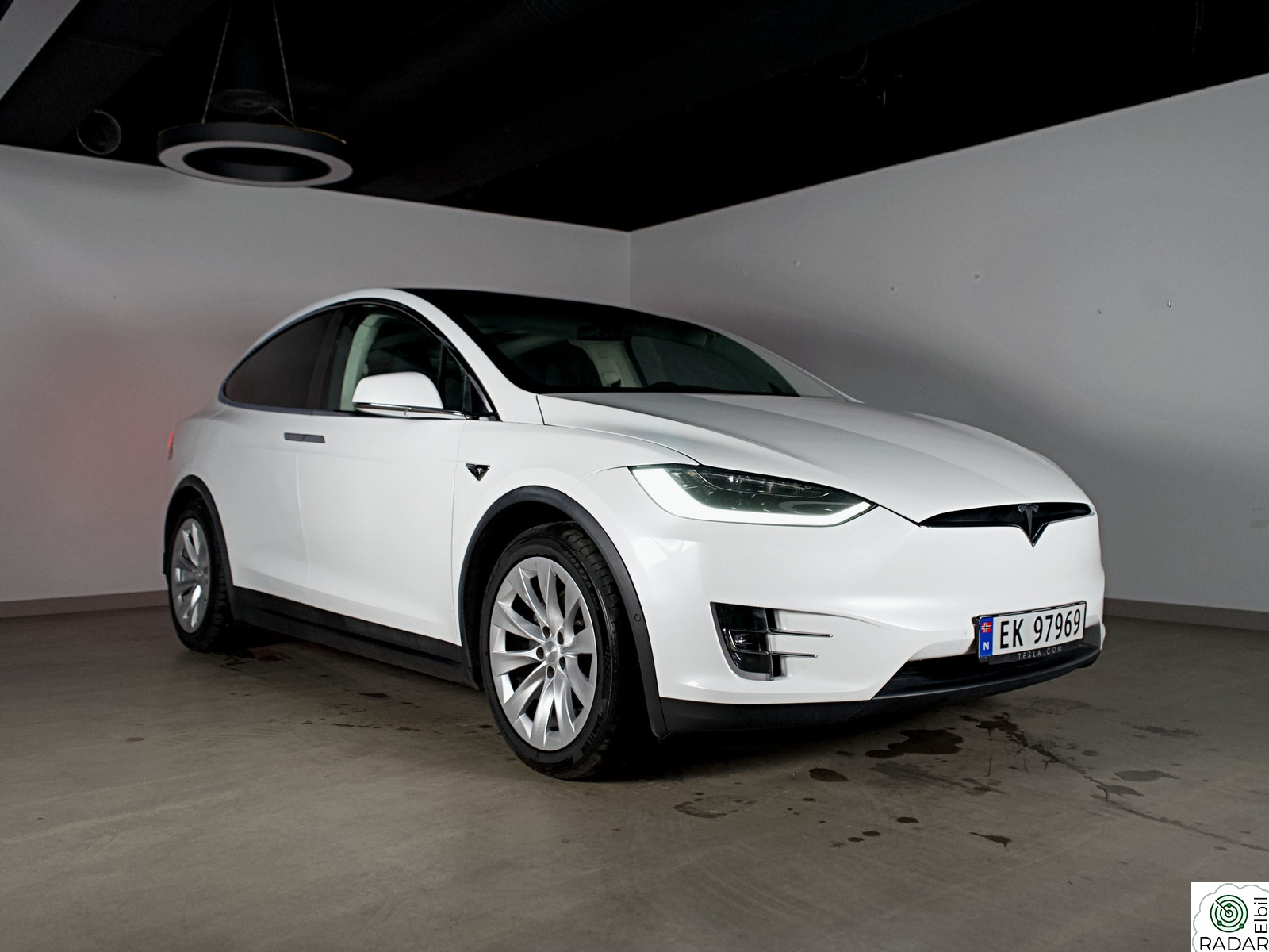 TESLA Model X 100D / MCU2 / EAP / Skinn / Vinter / H.feste / Ny-EU