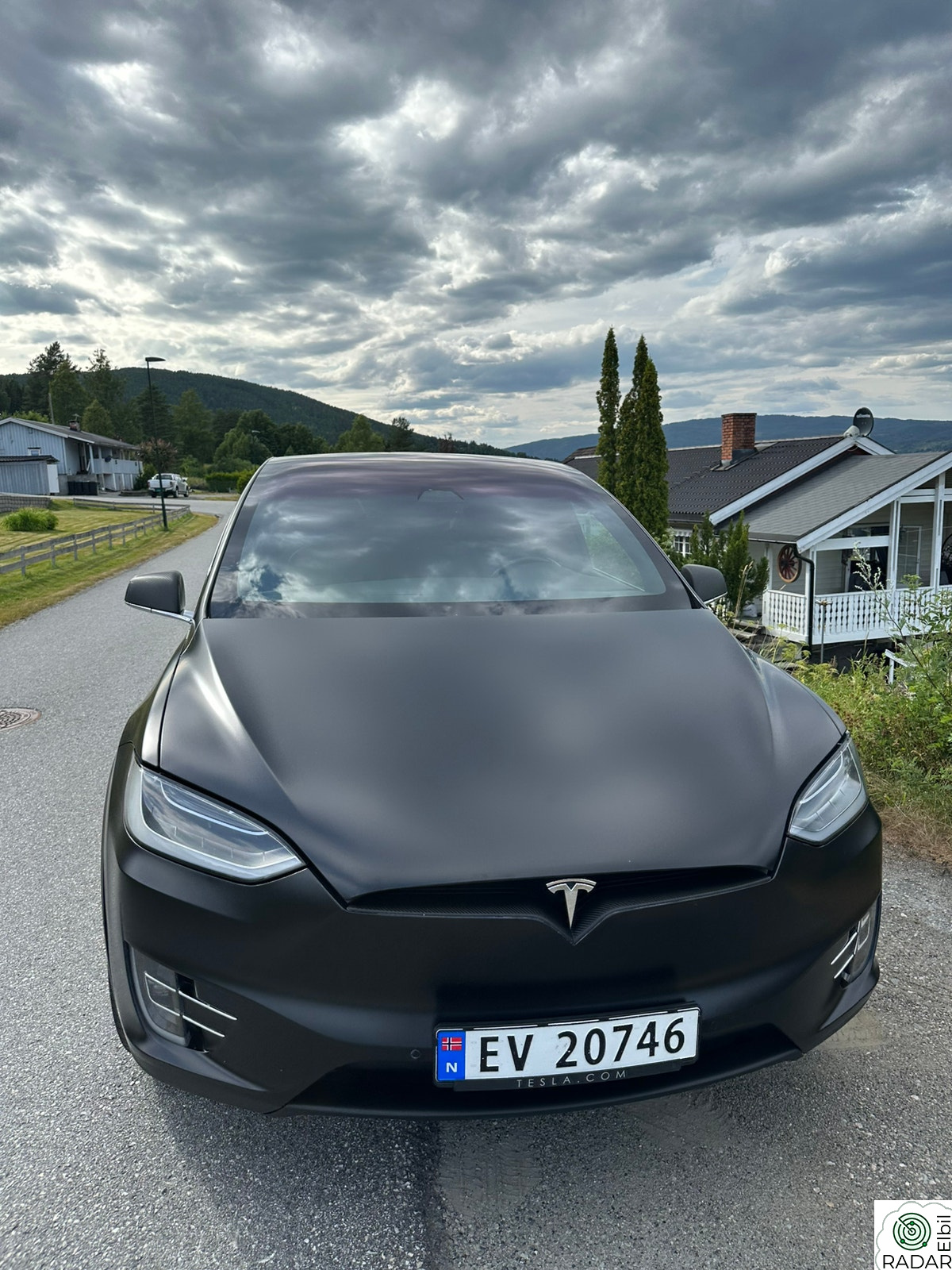 TESLA Model X 75D 4WD 7-s