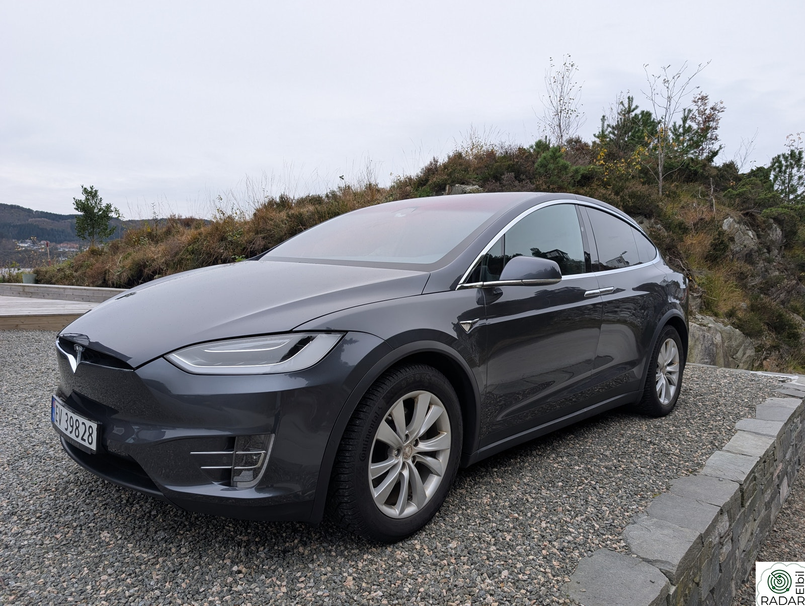 TESLA Model X 75D 4WD 7-s