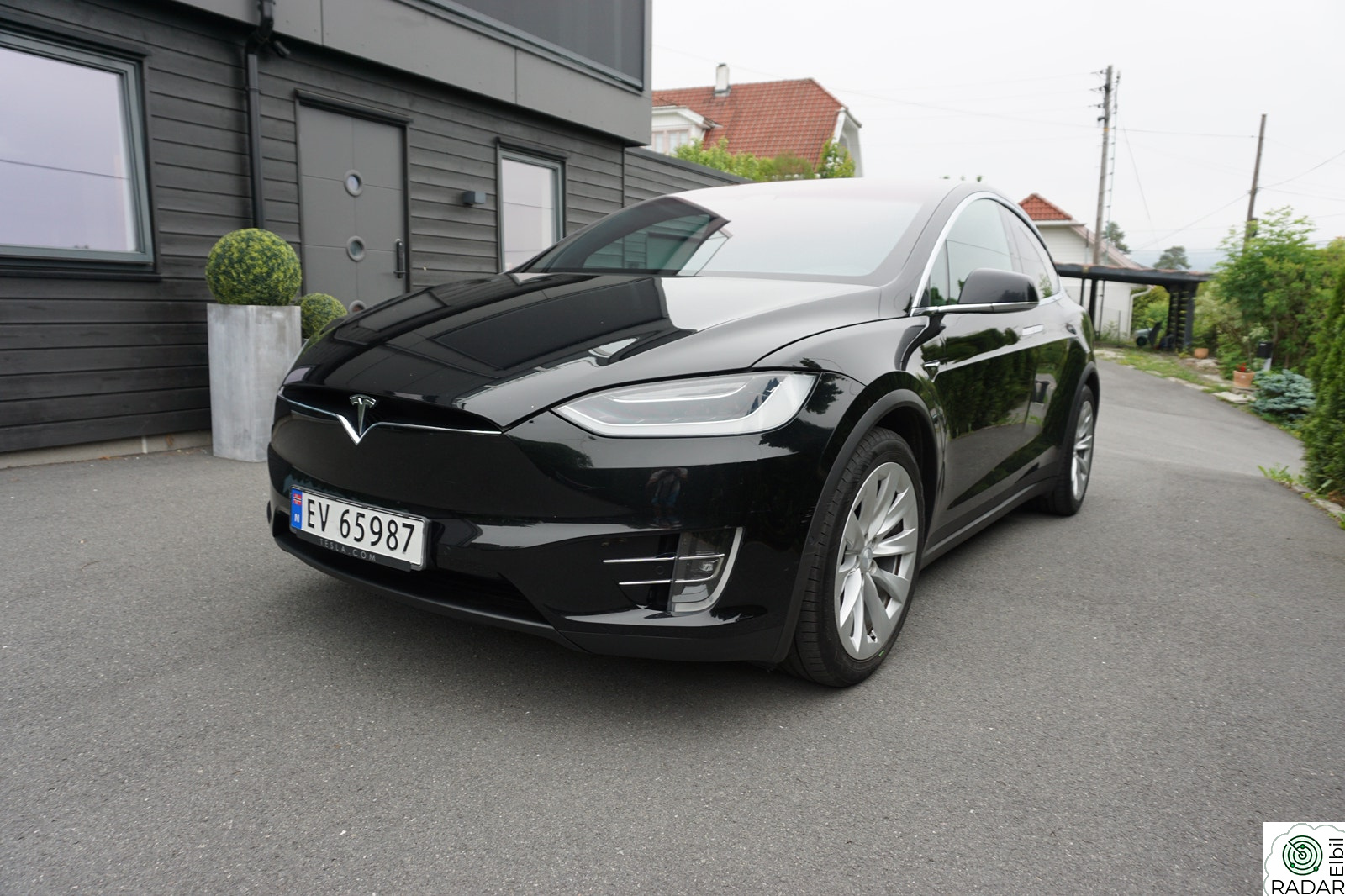 TESLA Model X 100D 4WD 6-s
