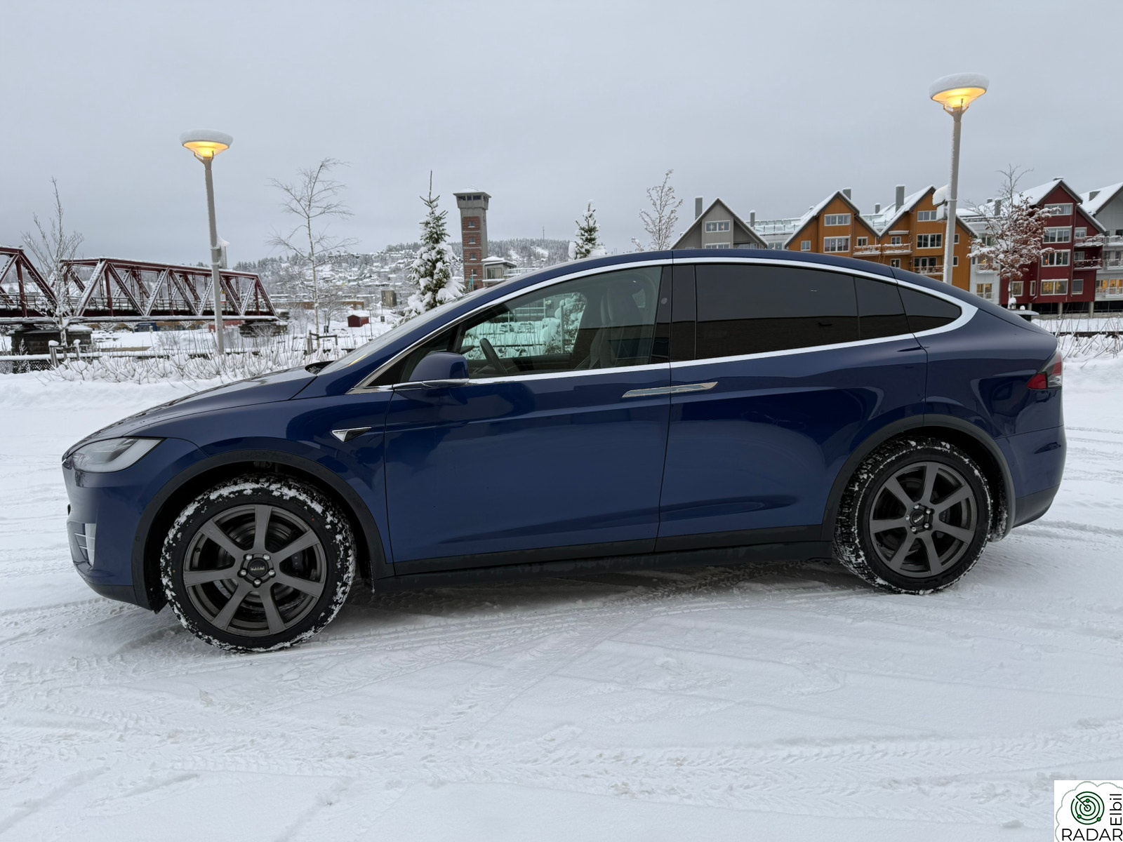 TESLA Model X Long Range 6-s