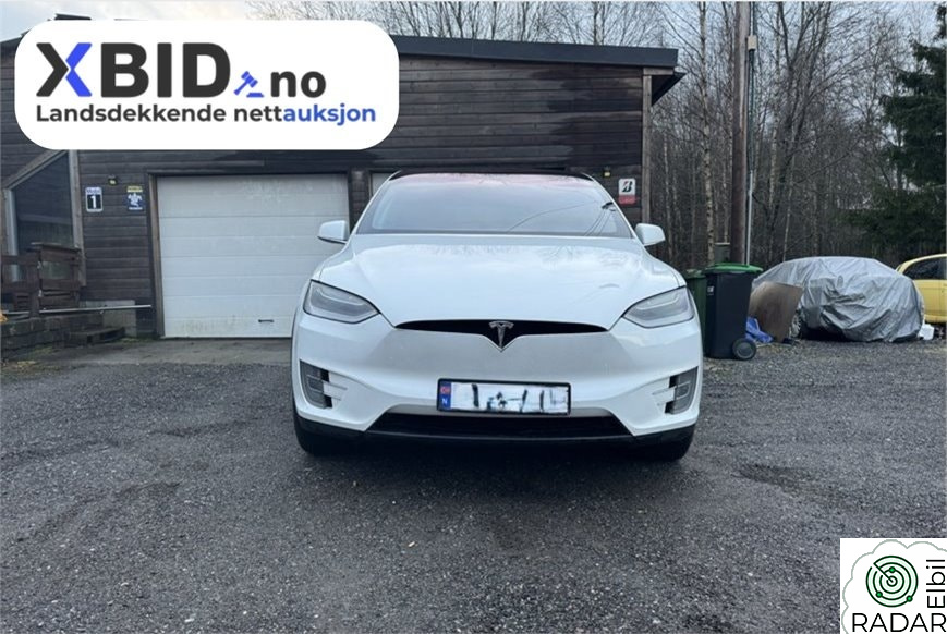TESLA MOTORS Model X EU ok til 05.11.2027/ 261 000 km/ 5 seter