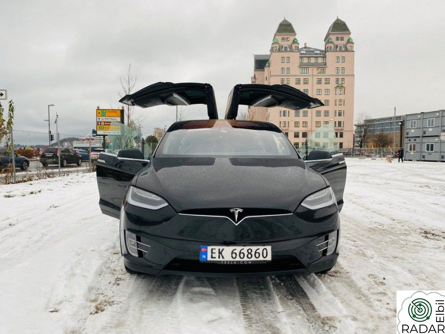 TESLA Model X 75D 4WD 7-s