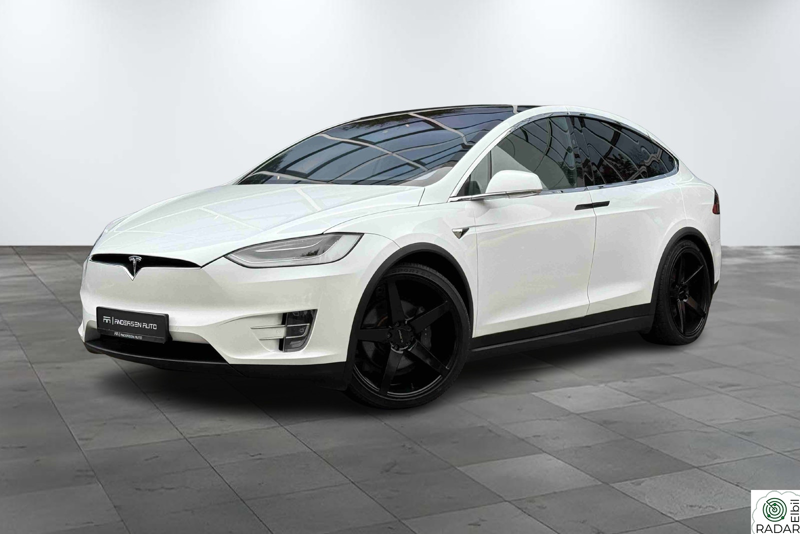 TESLA Model X Long Range Raven - Skinn - AP - HIFI - CCS - H.Feste ++