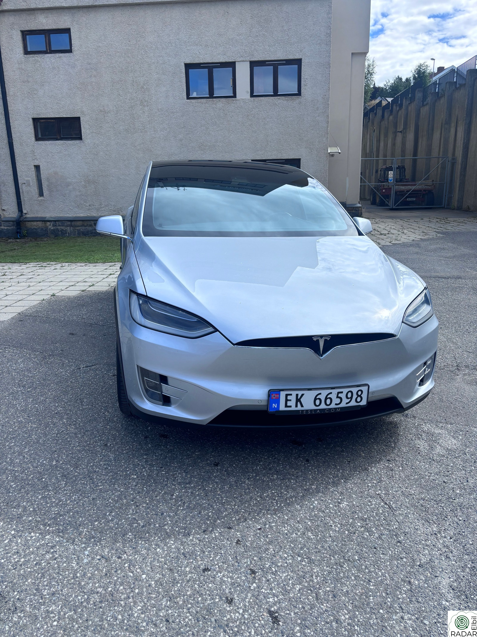 TESLA Model X 75D 4WD 7-s