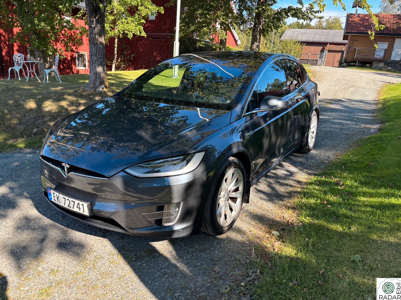 TESLA Model X 4x4,   75 D, v. fremdør "fusker"