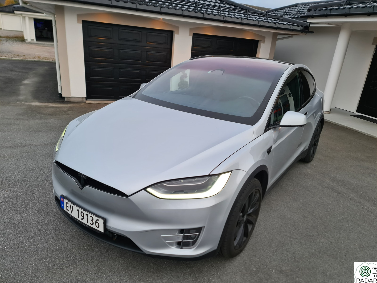 TESLA Model X 4WD 5-s MCU2,Premium, Vinterpakke ,CCS, AP2.5 Ny Pris