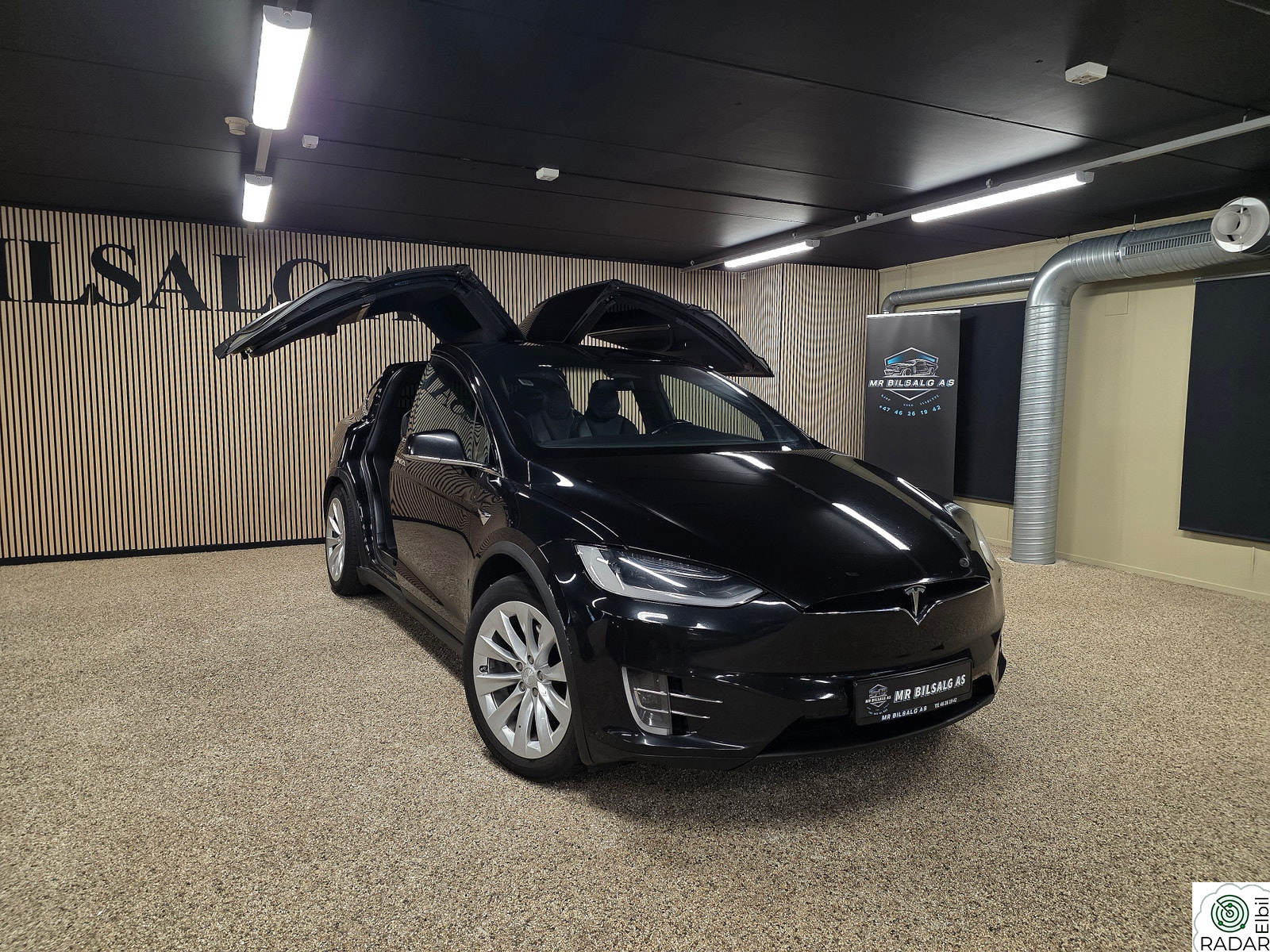 TESLA Model X 90D 4WD 6-s / Premium / CCS / 450 km