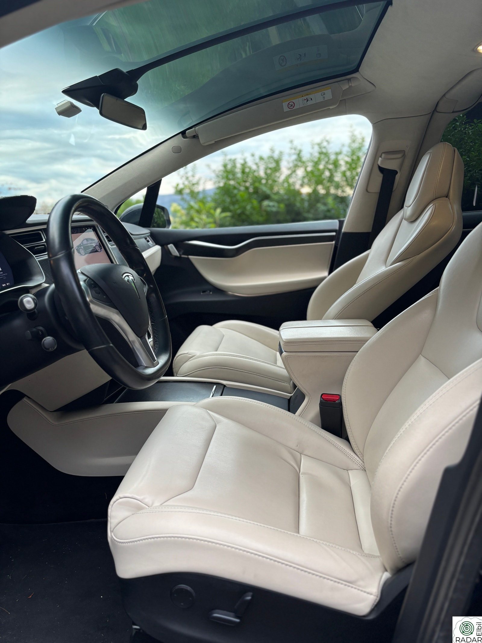 TESLA Model X 75D 4WD 6-s