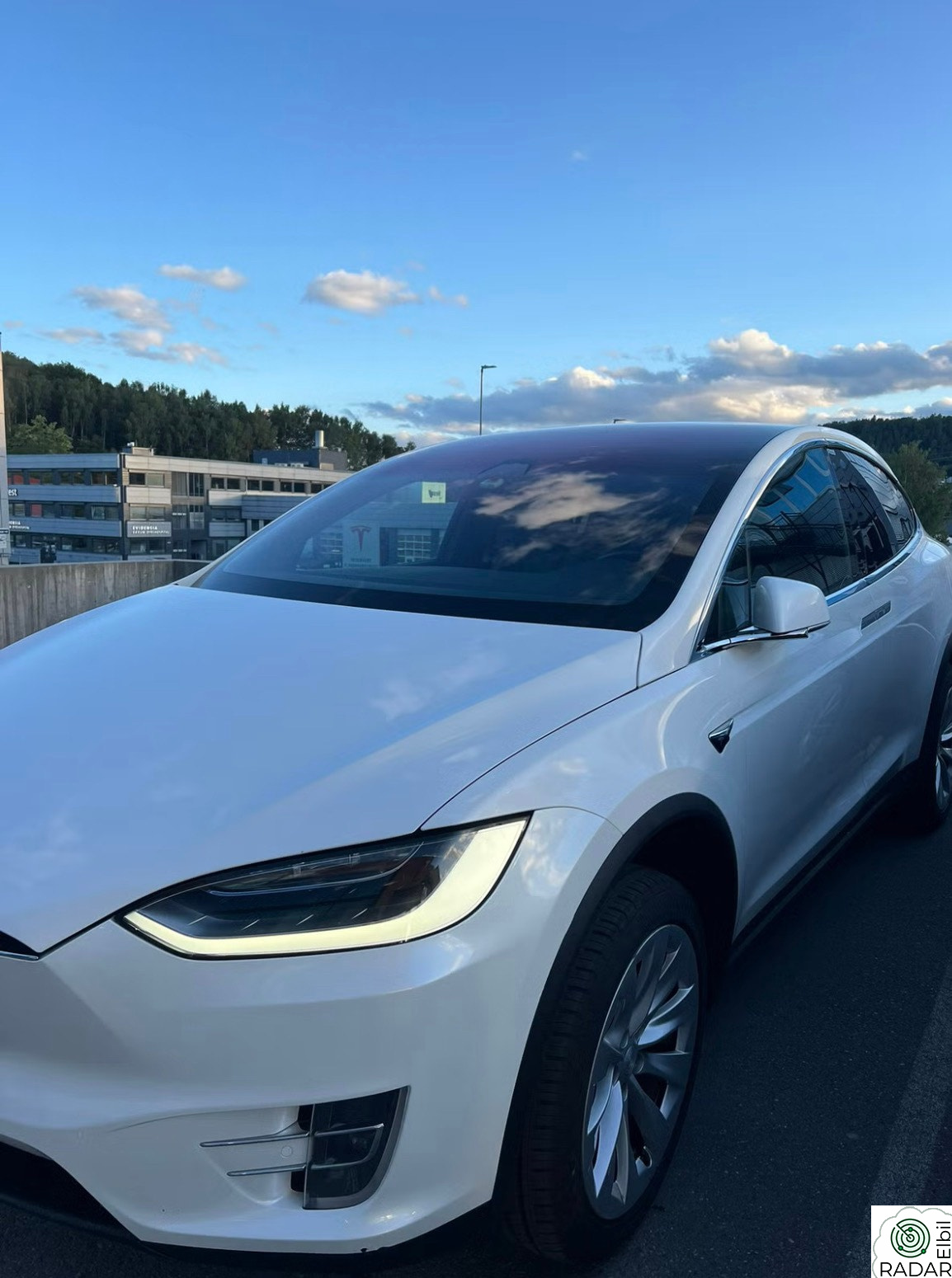 TESLA Model X 75D 4WD 5-s