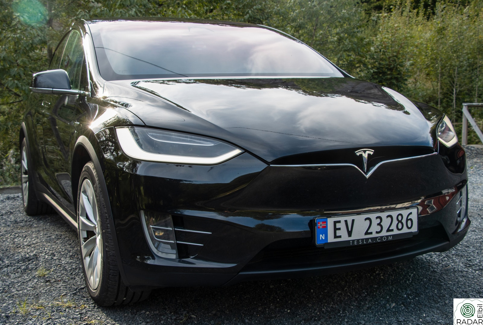 TESLA Model X 75D 4WD 5-s