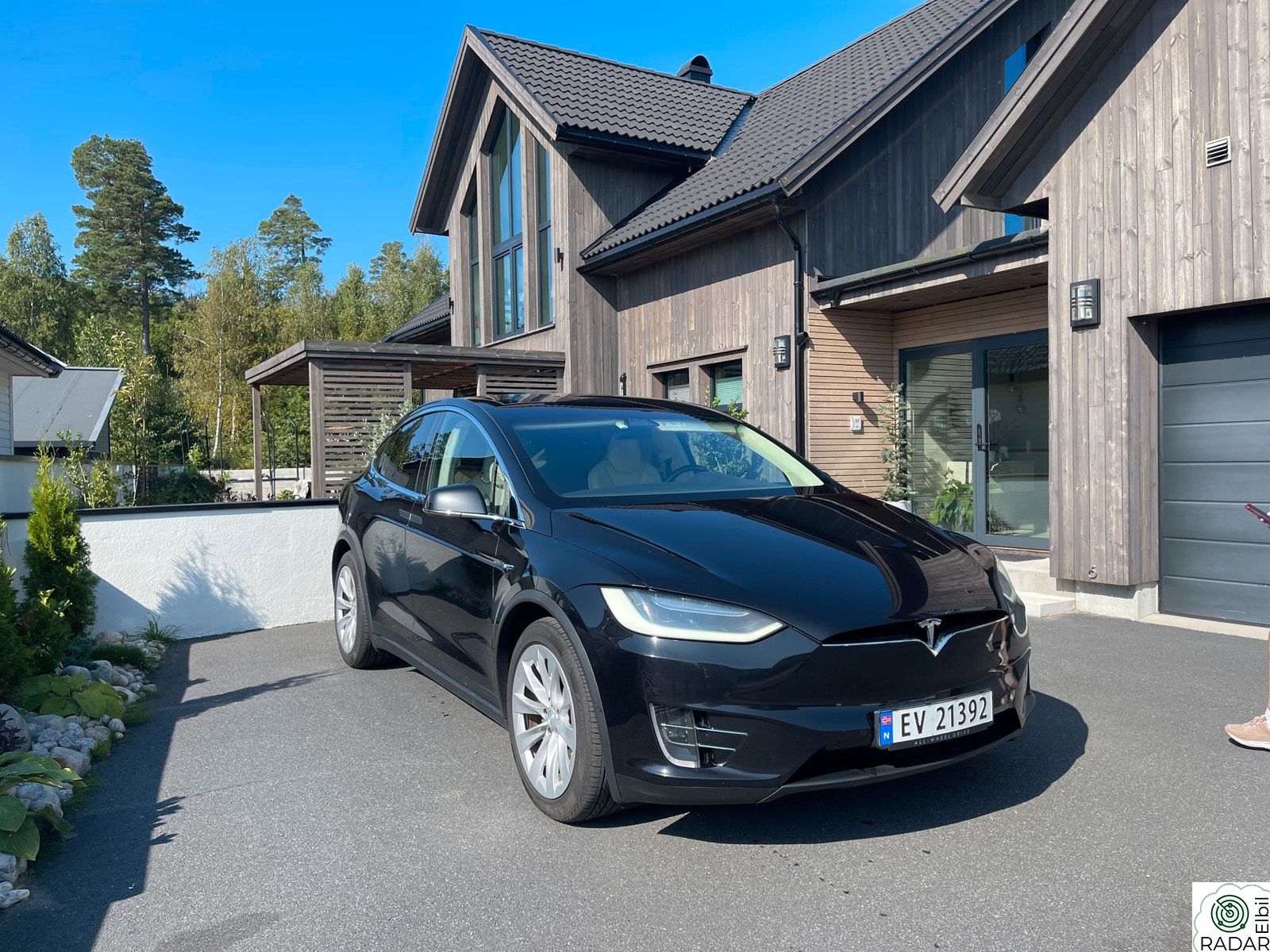 TESLA Model X 75D 4WD 7-s