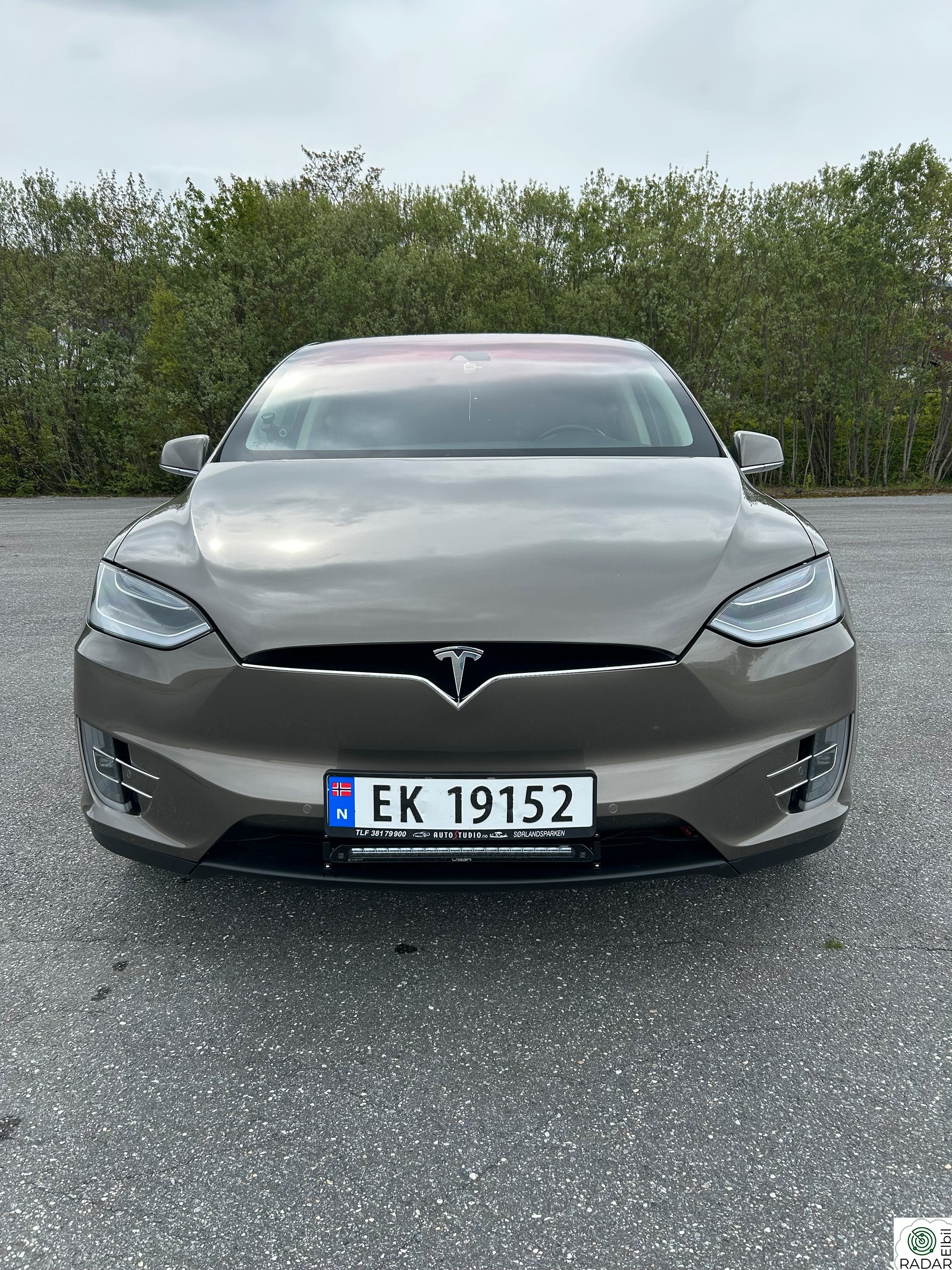 TESLA MOTORS Model X P90D Performance 4WD Ludicrous 6-s