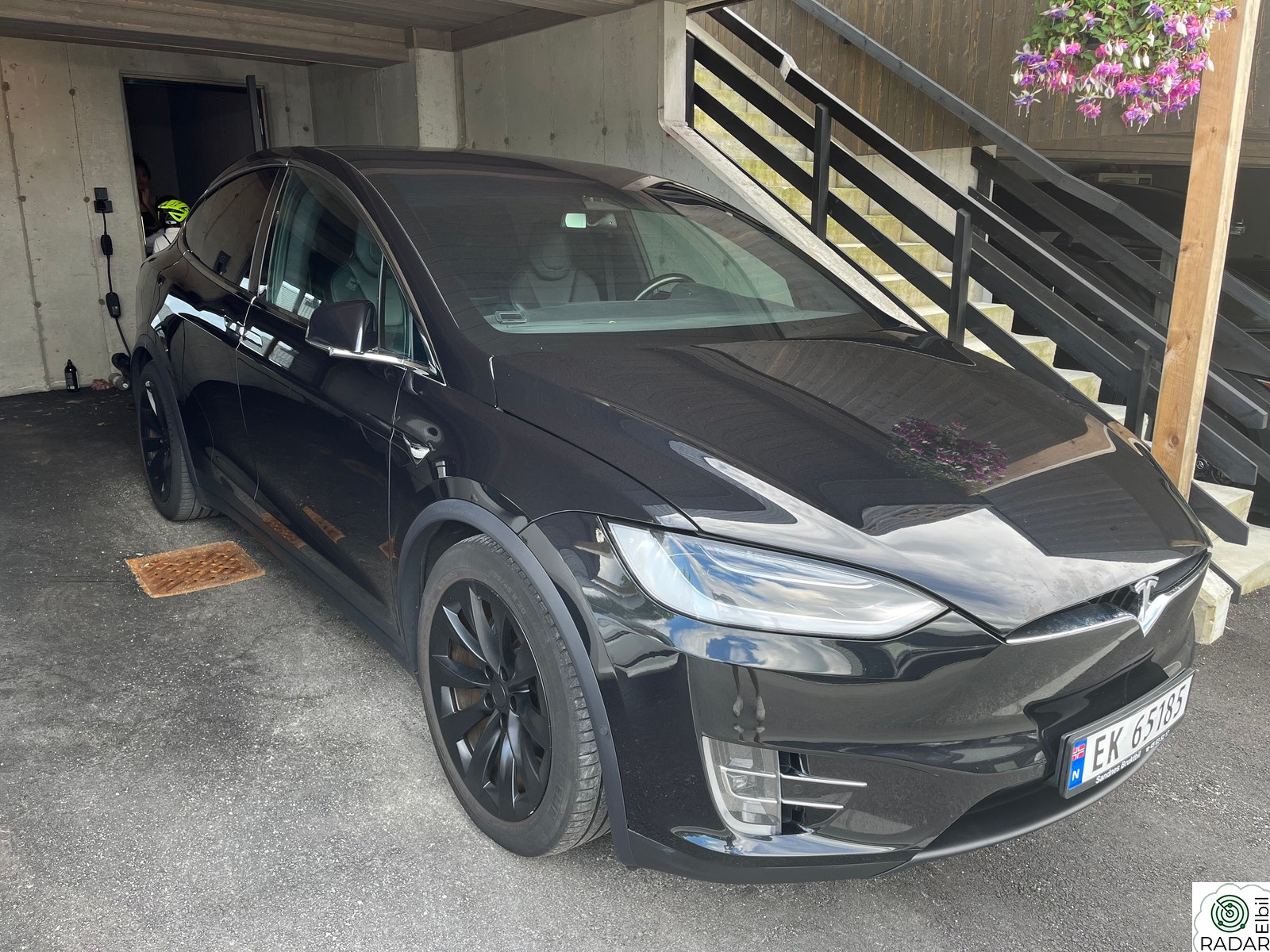 NISSAN LEAF 6 seter