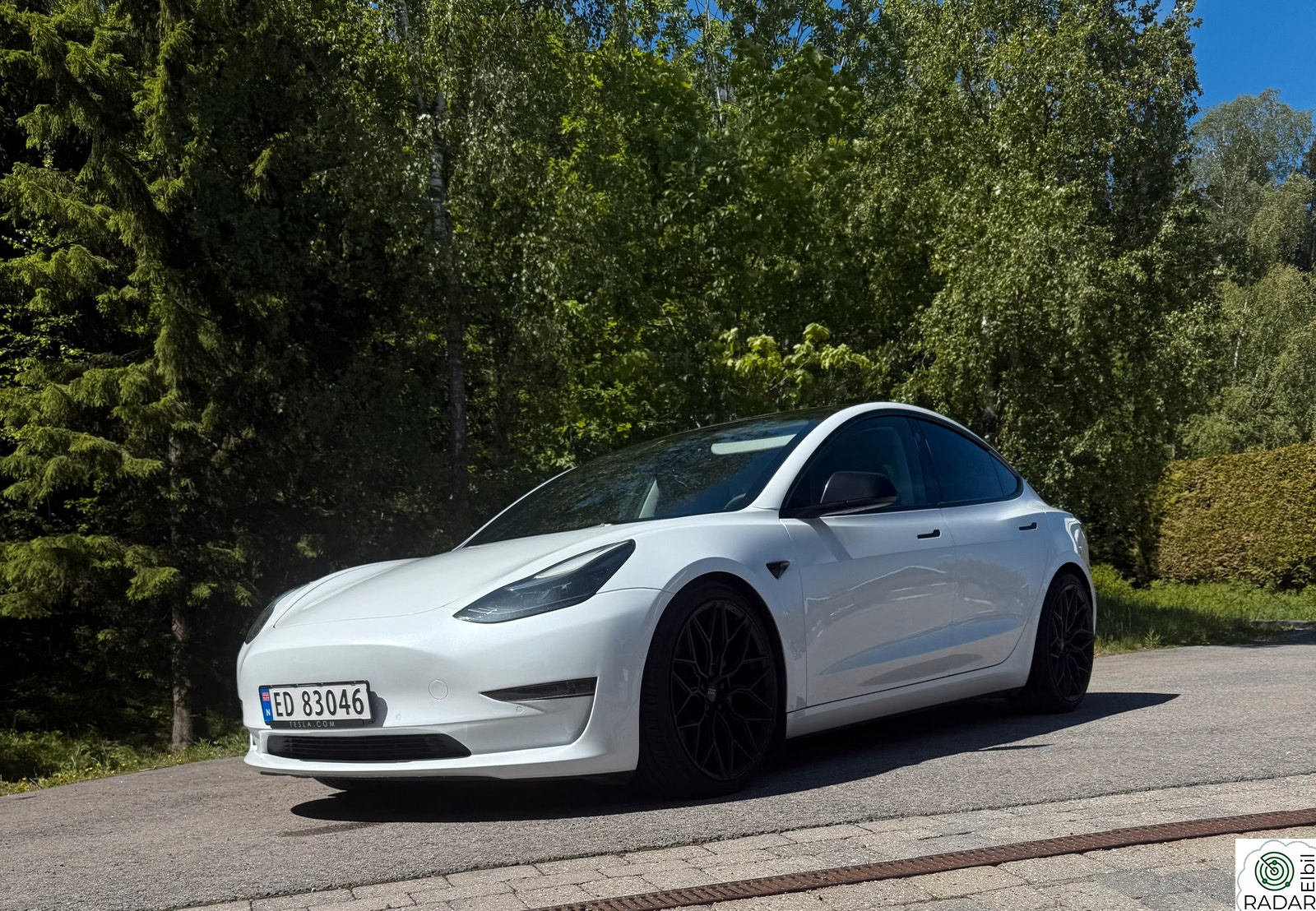TESLA Model Y Long Range AWD