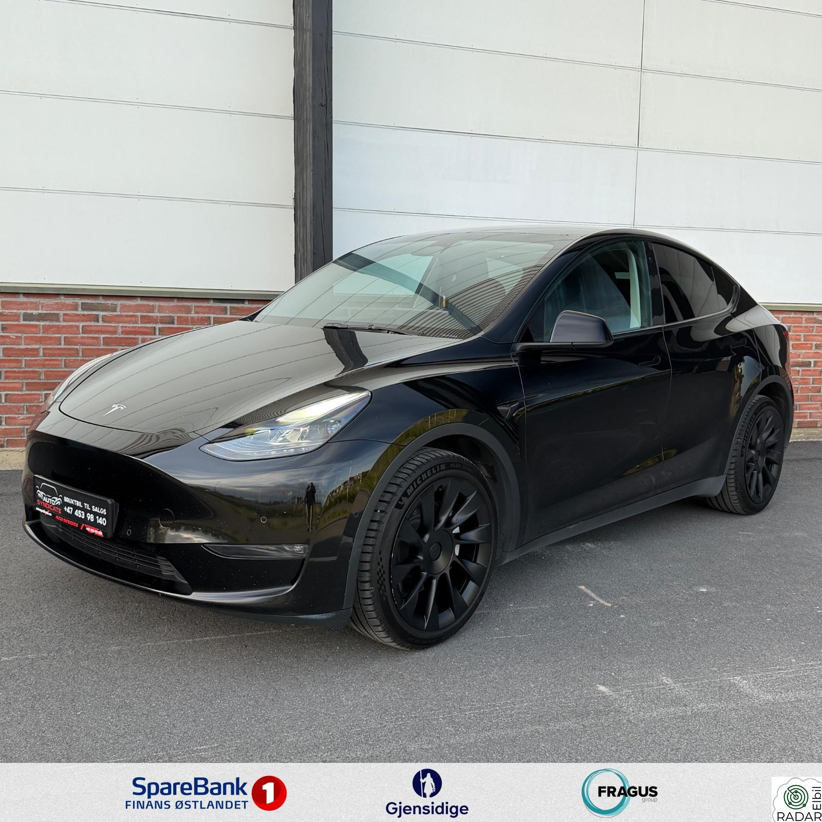 TESLA Model Y AWD // LR // AP // Rattvarme // Panorama // S+V