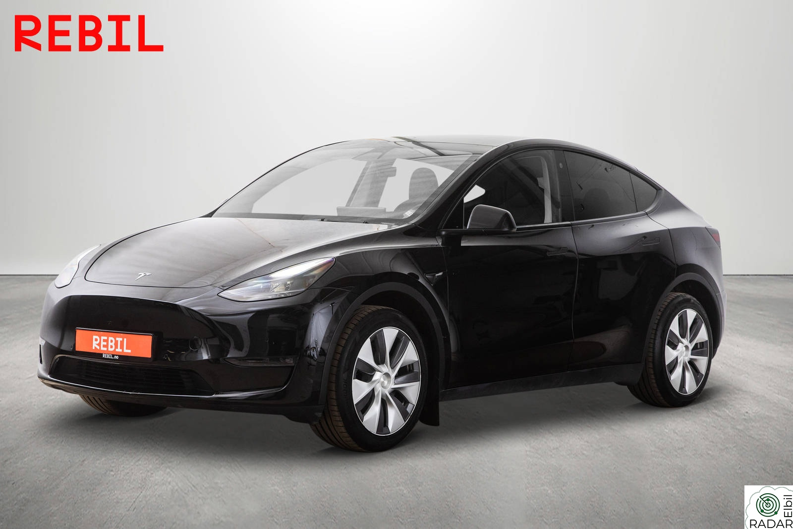 TESLA Model Y 533km(WLTP)/LR/AWD/Ryzen/Navi/R.kam/Pano/AP/V.pump/Krok